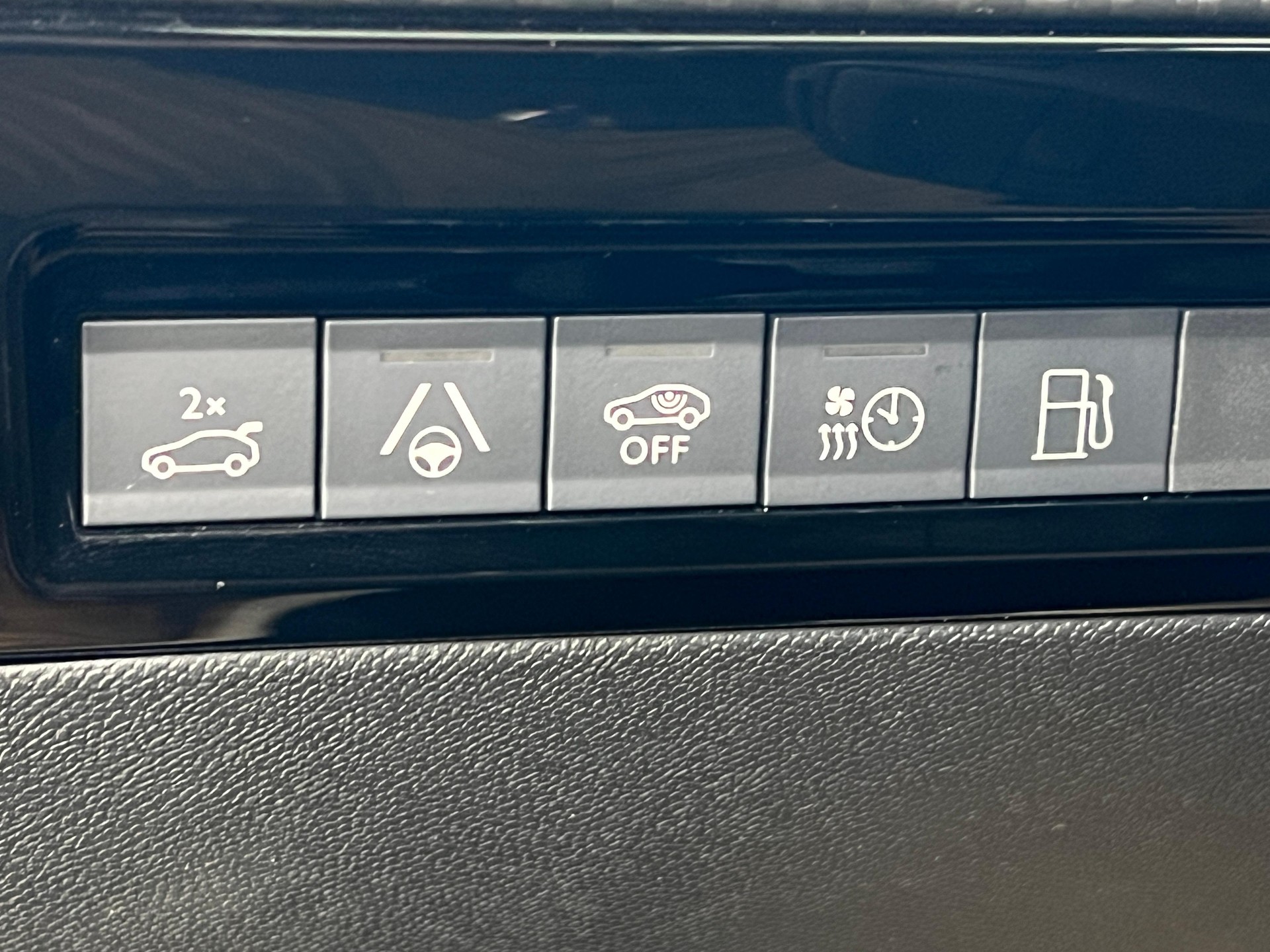 PEUGEOT 508 SW 1.6 Plug-in Hybrid GT-image-16