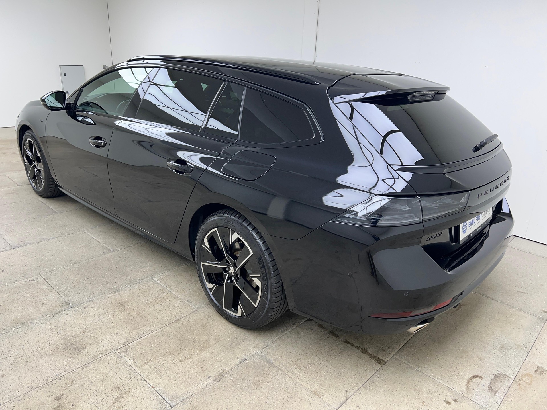 PEUGEOT 508 SW 1.6 Plug-in Hybrid GT / Jetzt mit attraktivem 1.99% Leasing-showroom-element-3