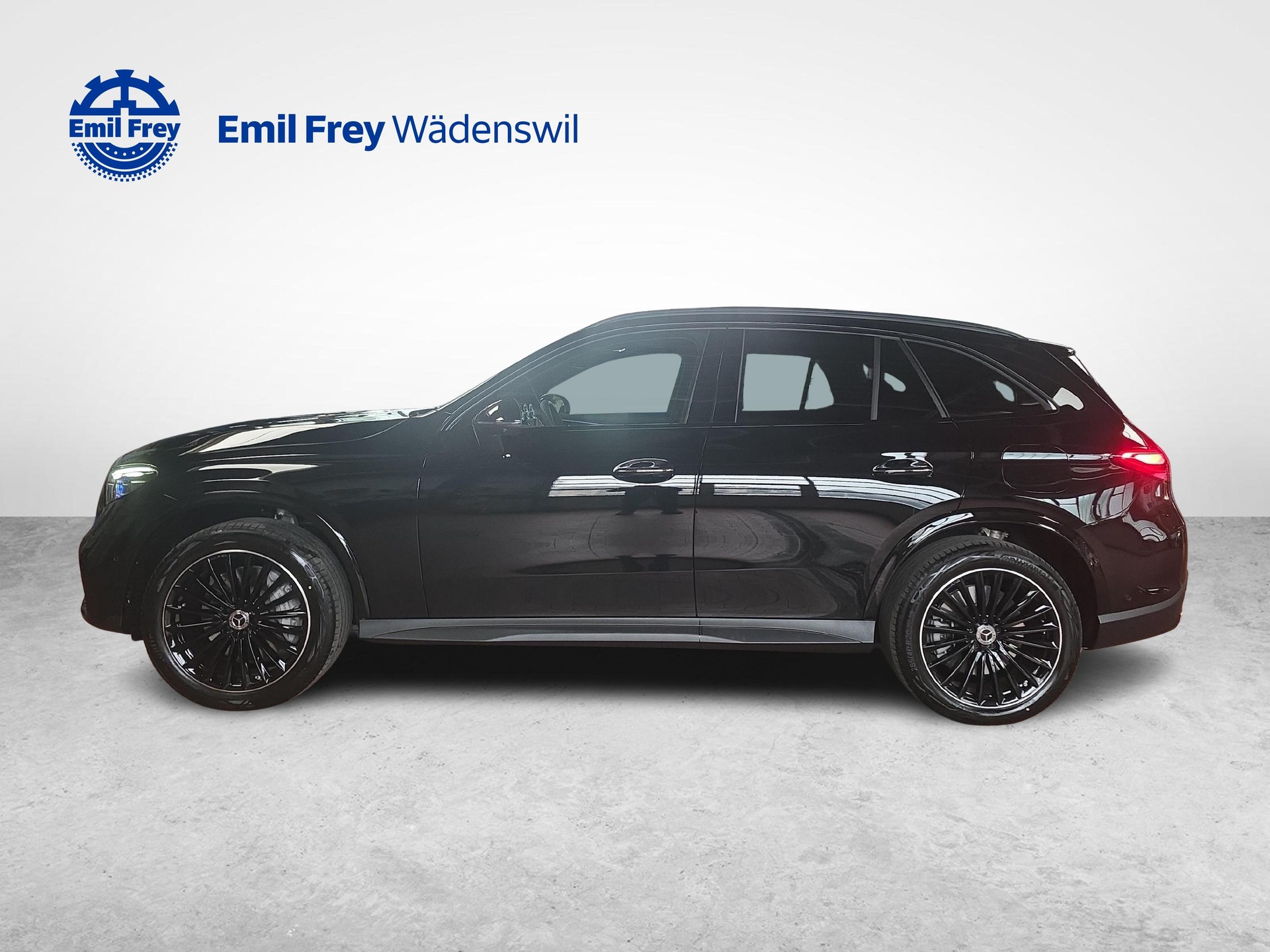 MERCEDES-BENZ GLC 400 e 4MATIC EQ Star AMG Line-image-1