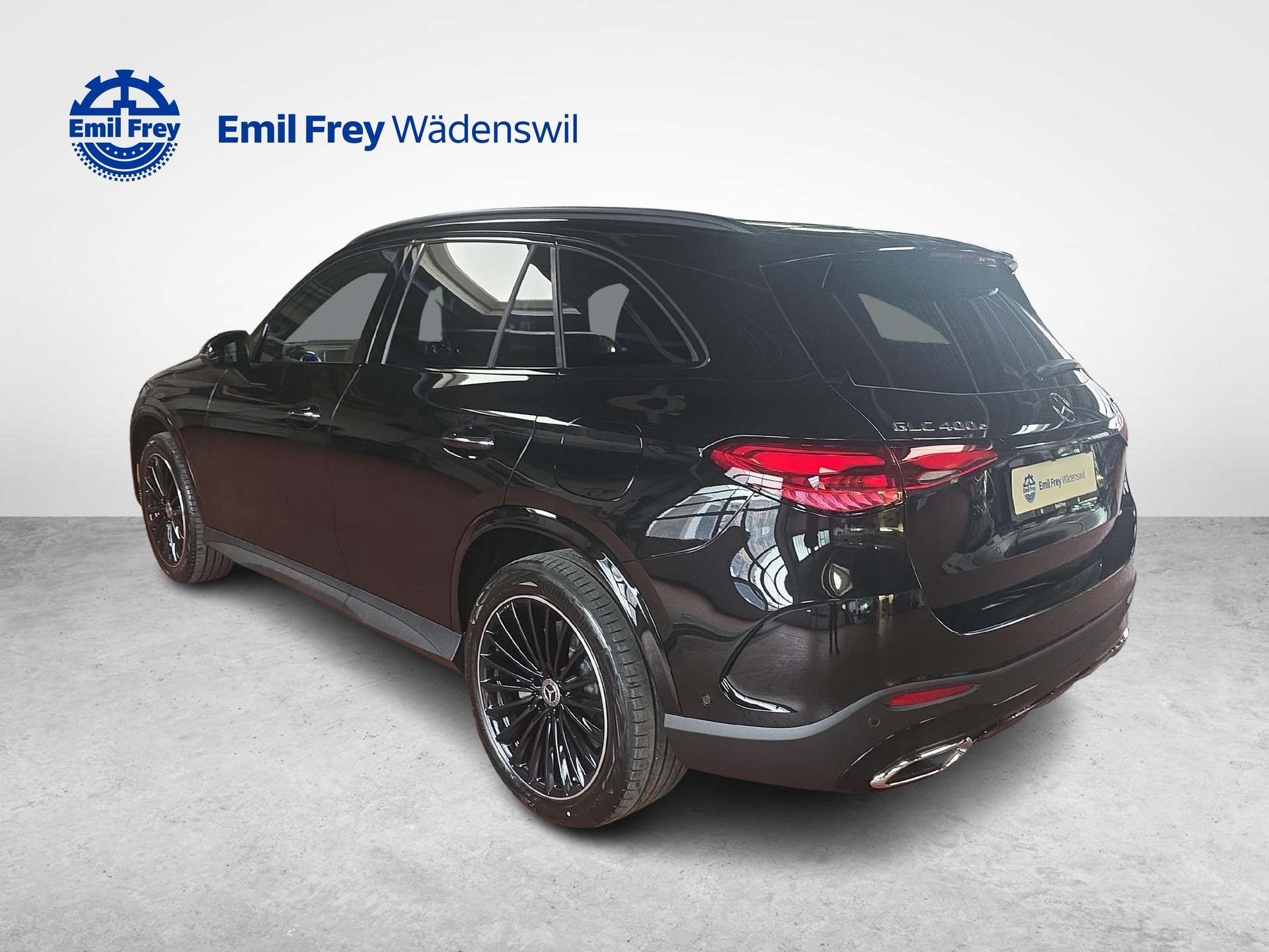 MERCEDES-BENZ GLC 400 e 4MATIC EQ Star AMG Line-image-2