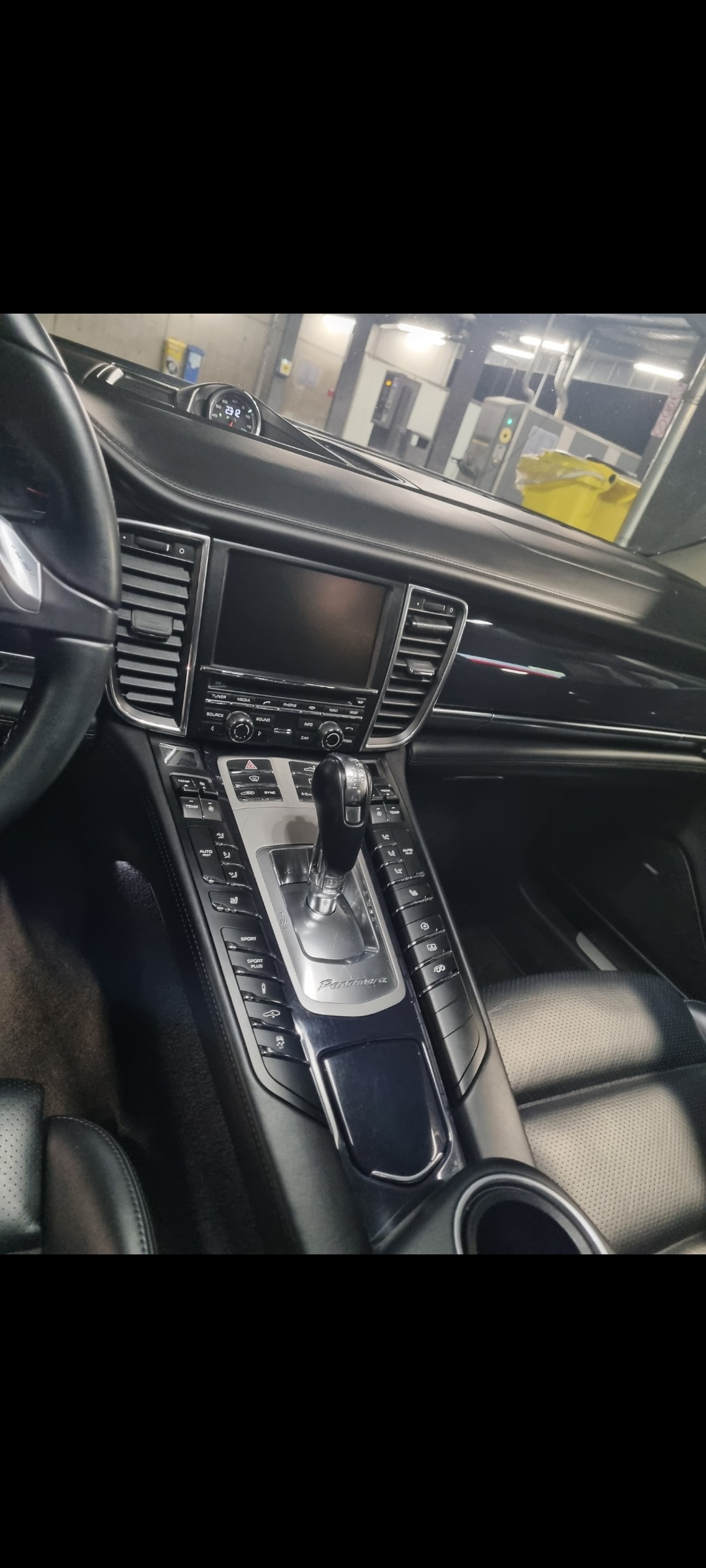 PORSCHE Panamera 4S 3.0 PDK-image-4