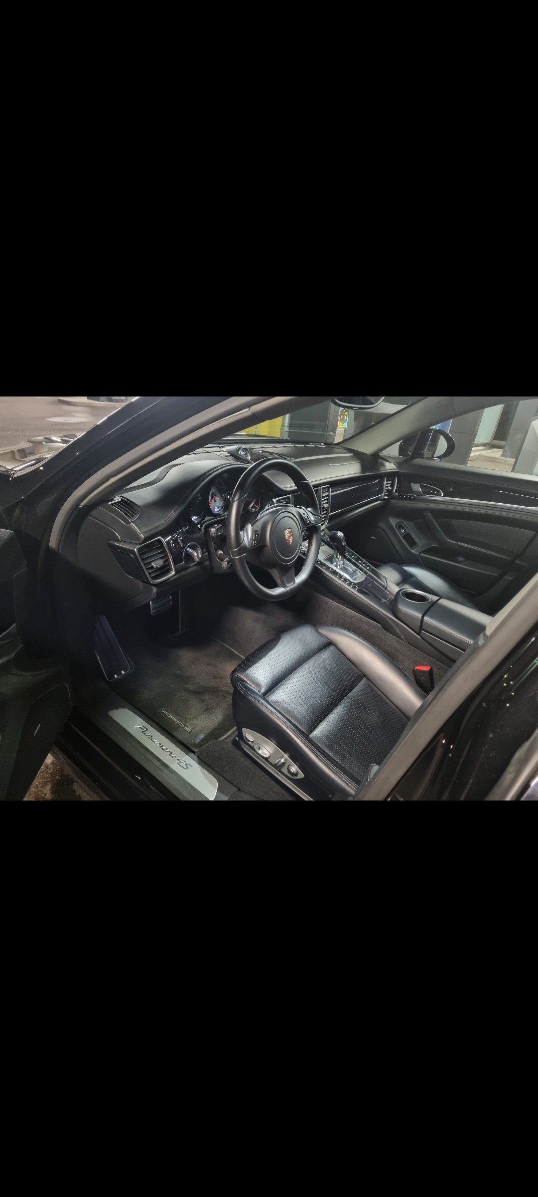 PORSCHE Panamera 4S 3.0 PDK-image-3