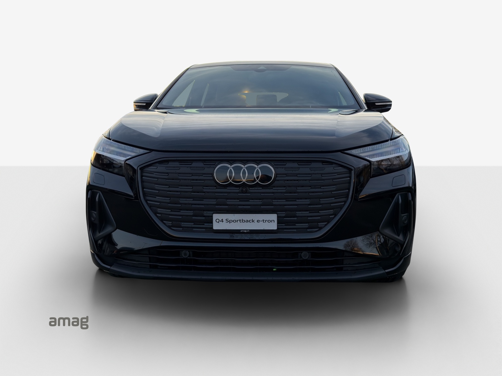 AUDI Q4 Sportback e-tron 45 quattro-image-6