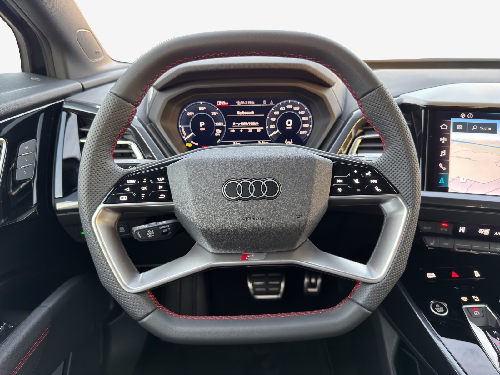 AUDI Q4 Sportback e-tron 45 quattro-image-9