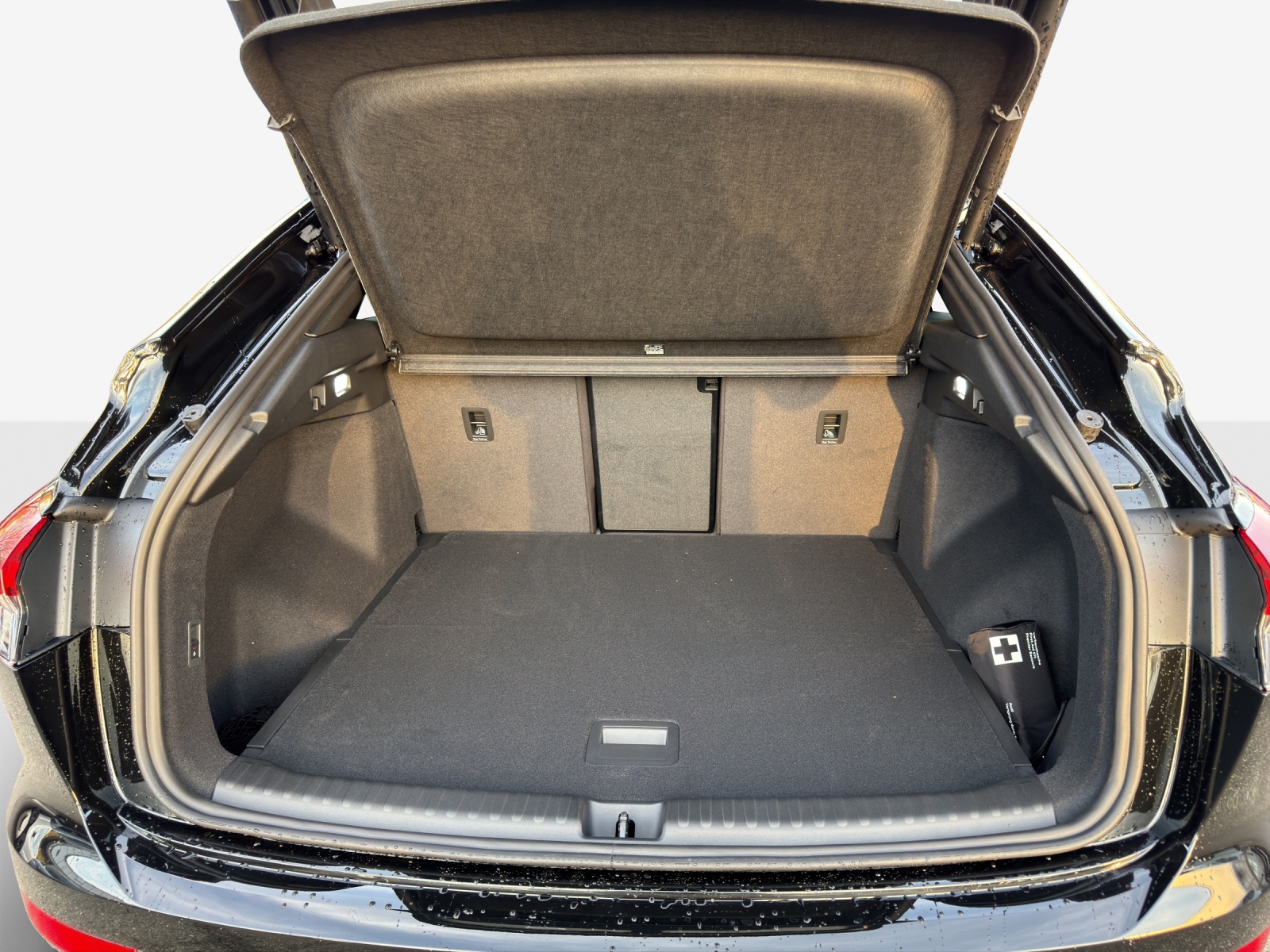 AUDI Q4 Sportback e-tron 45 quattro-image-12