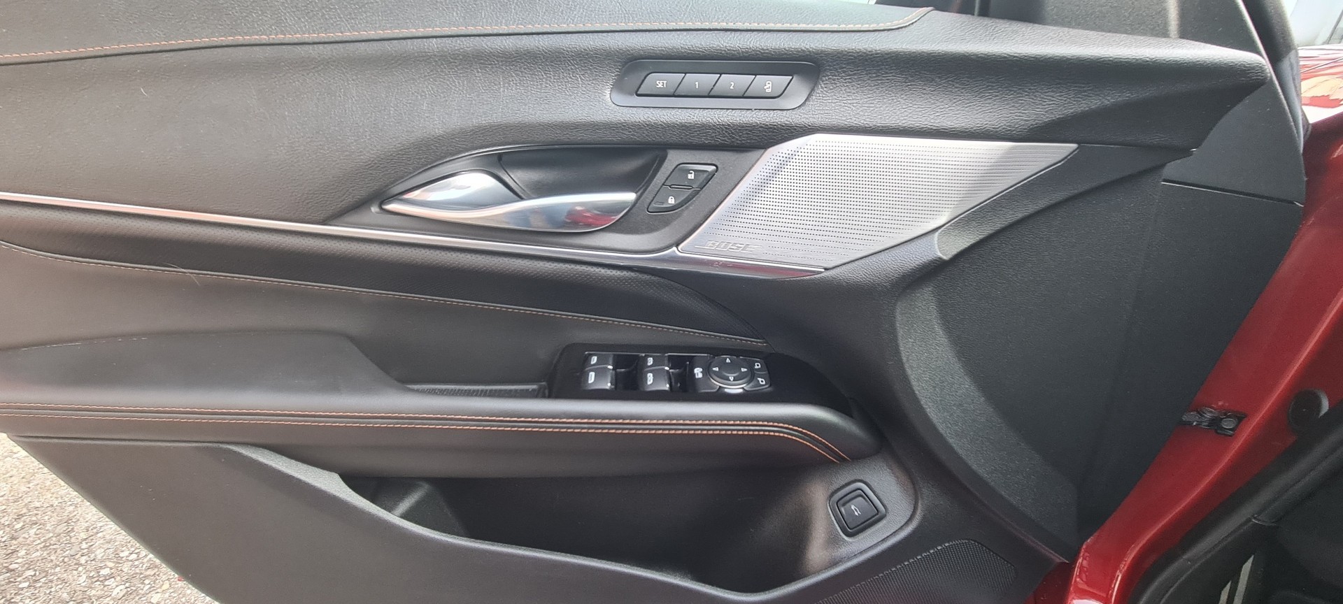 CADILLAC V Allrad 2.7 Turbo-image-19