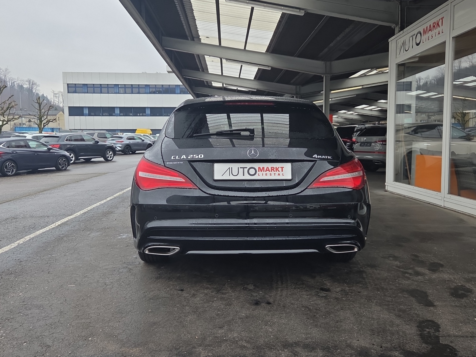 MERCEDES-BENZ CLA Shooting Brake 250 AMG Line 4Matic 7G-DCT-image-12