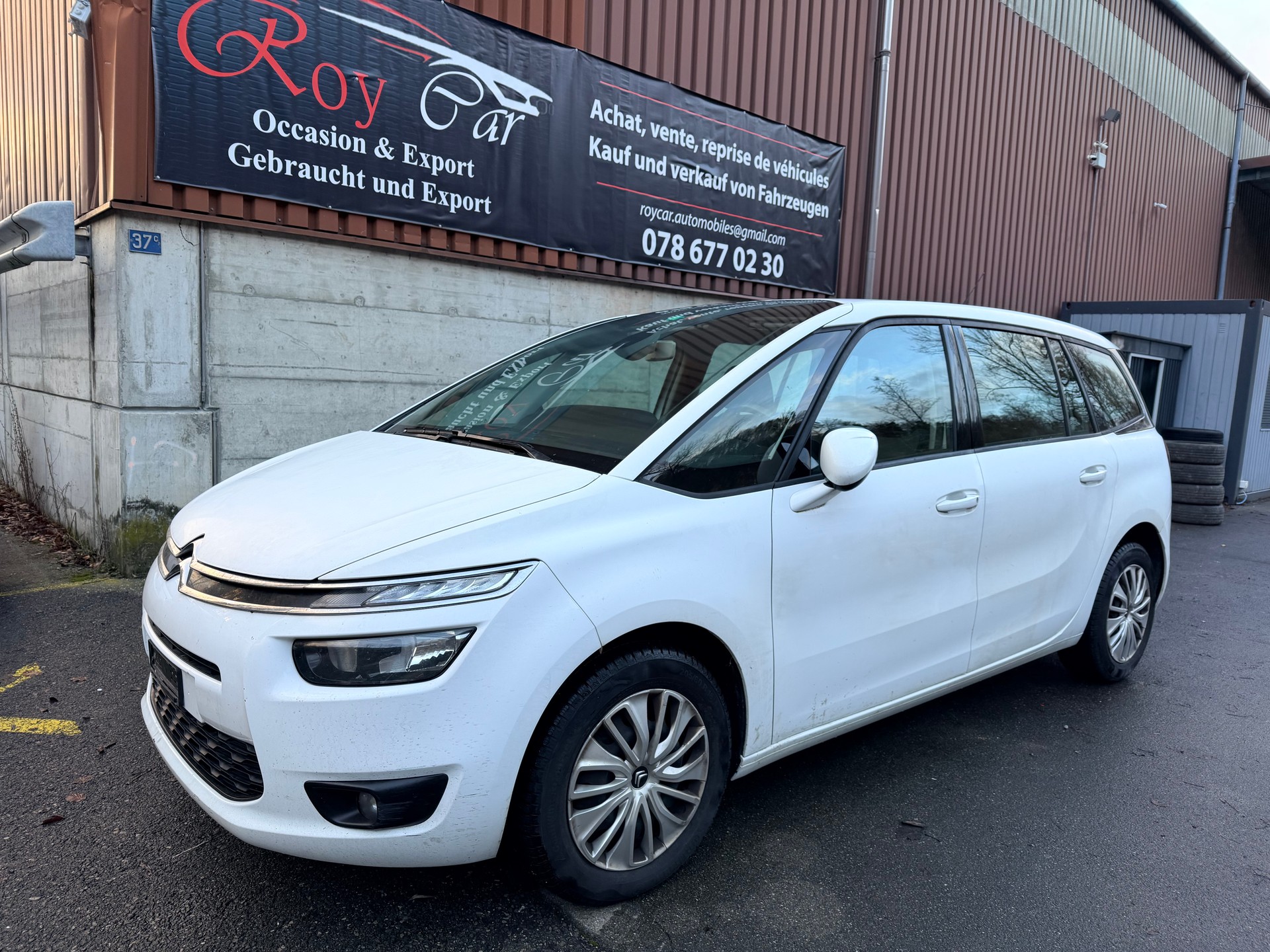 CITROEN Grand C4 Picasso 1.2 Pure Tech Attraction