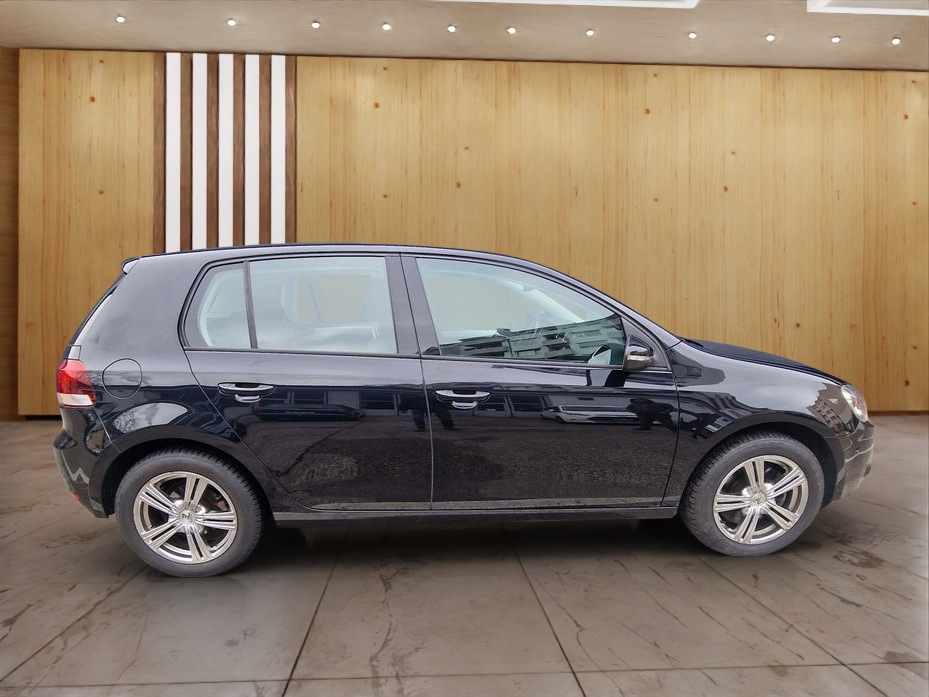 VW Golf 1.8 TSI Highline DSG-showroom-element-3