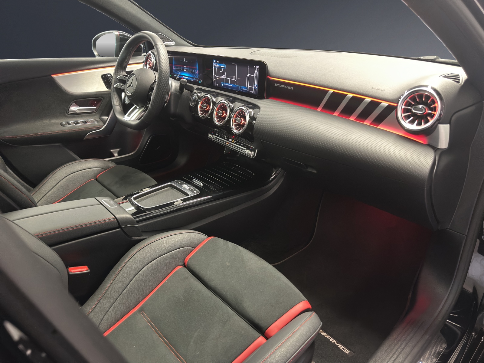 MERCEDES-BENZ A AMG 45 S 4Matic 8G-DCT-image-6