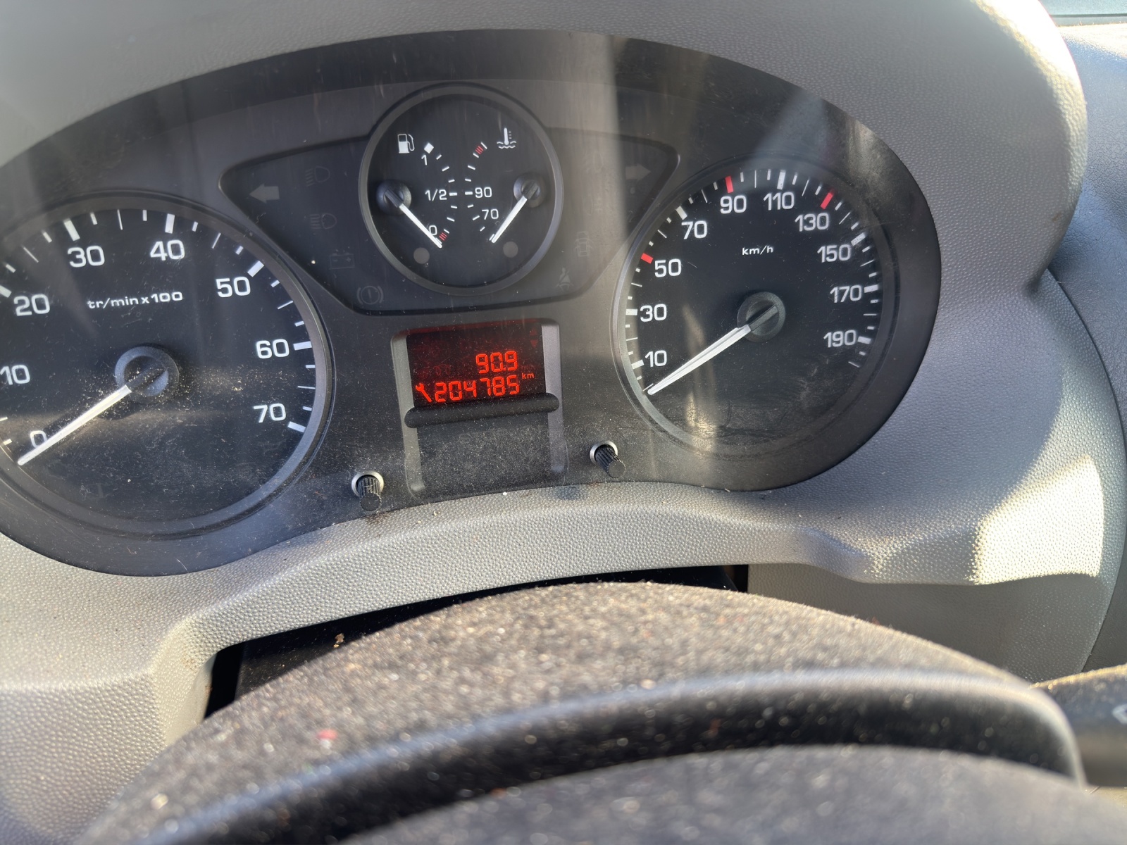 PEUGEOT Expert 2.0 HDi 229 L1H1-image-8