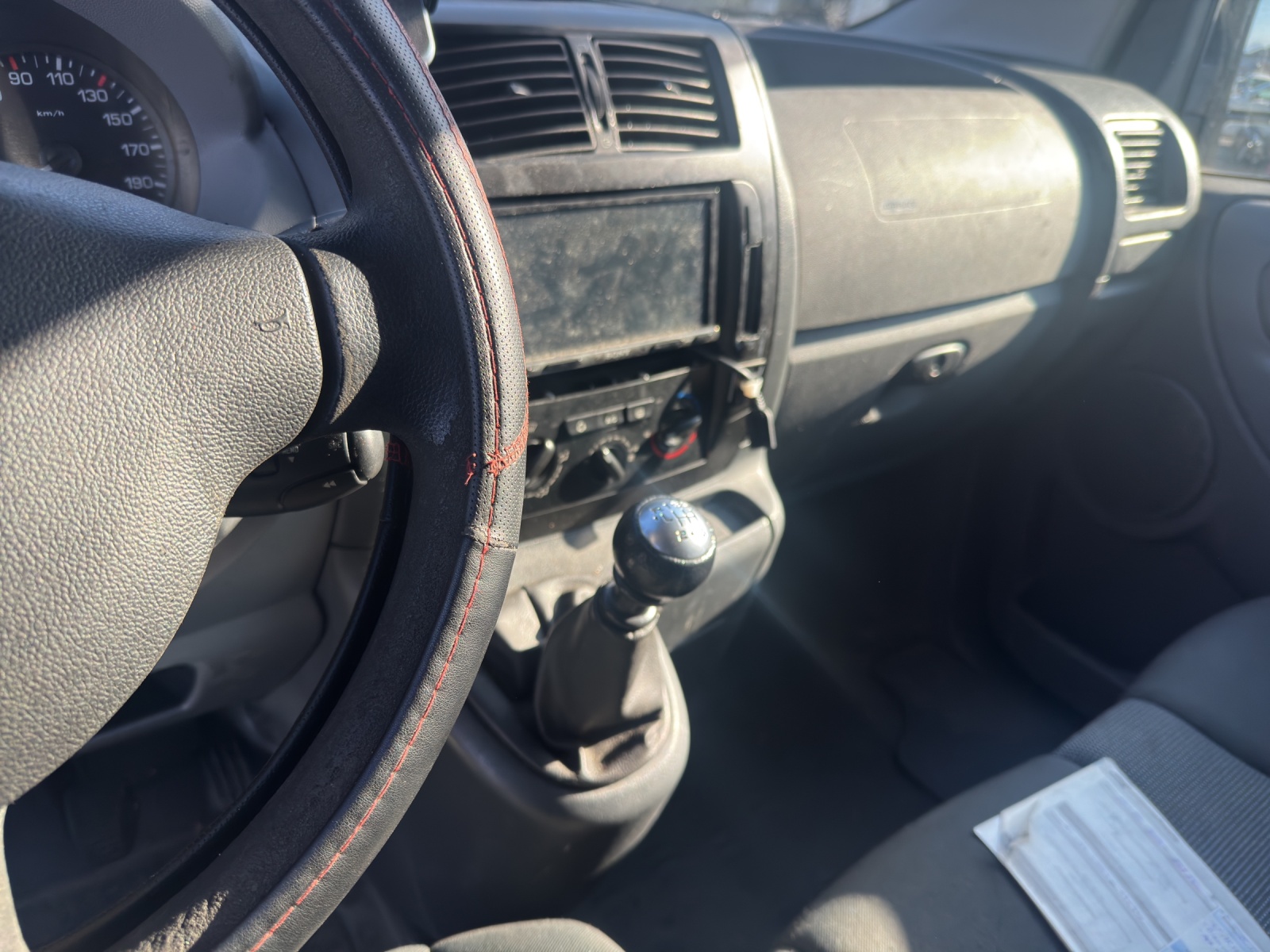 PEUGEOT Expert 2.0 HDi 229 L1H1-image-7