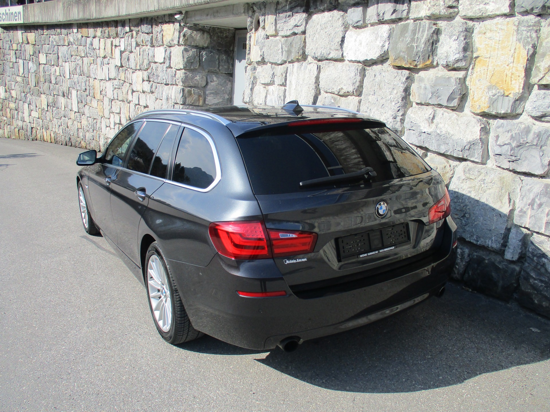 BMW 535i Touring Steptronic-image-2