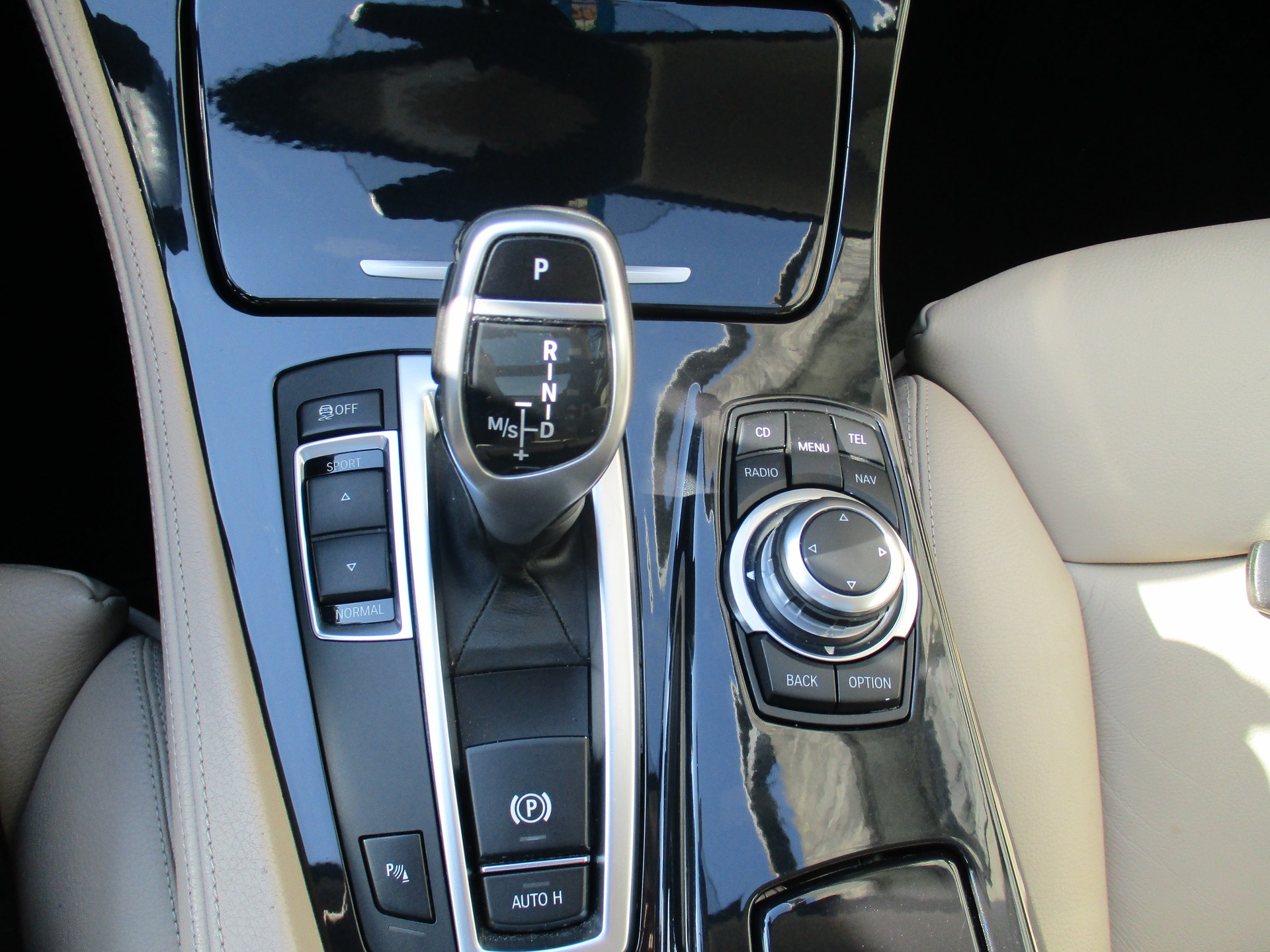 BMW 535i Touring Steptronic-image-11
