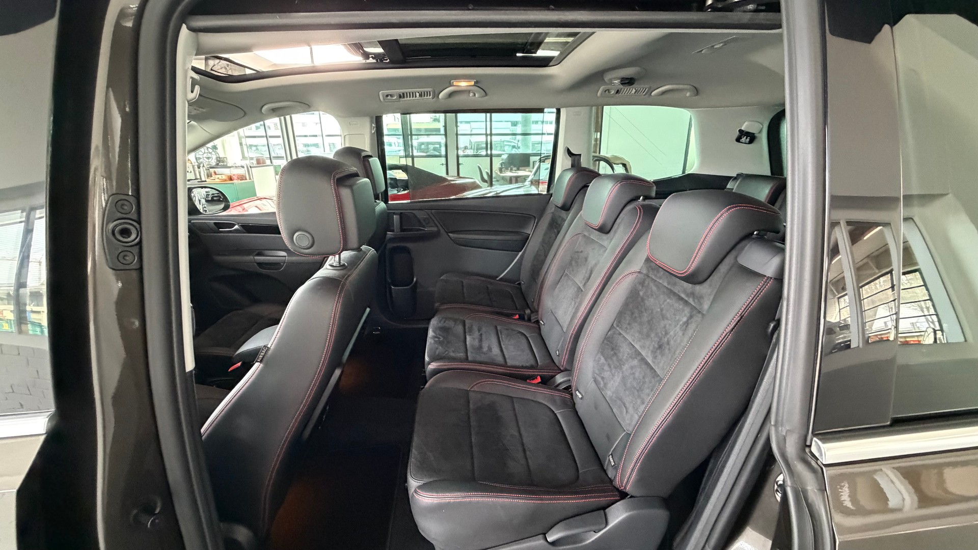 SEAT Alhambra 2.0 TDI FR Line 184 PS DSG (CH) 7- PLÄTZER-image-14