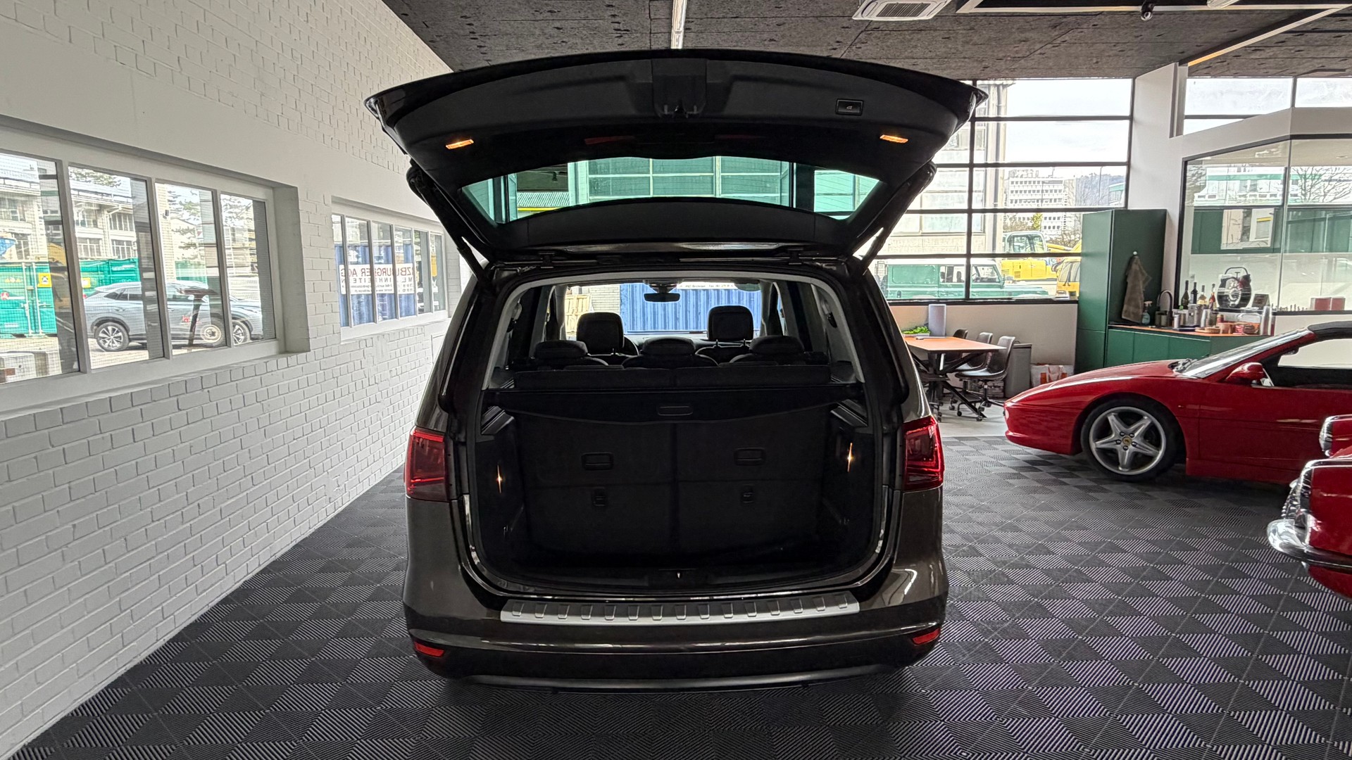 SEAT Alhambra 2.0 TDI FR Line 184 PS DSG (CH) 7- PLÄTZER-image-4