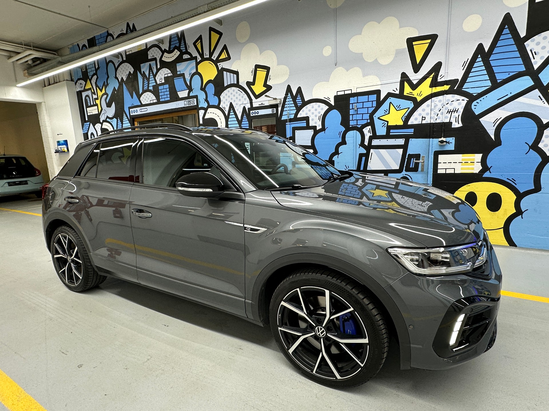 VW T-Roc 2.0 TSI R DSG 4Motion-image-0