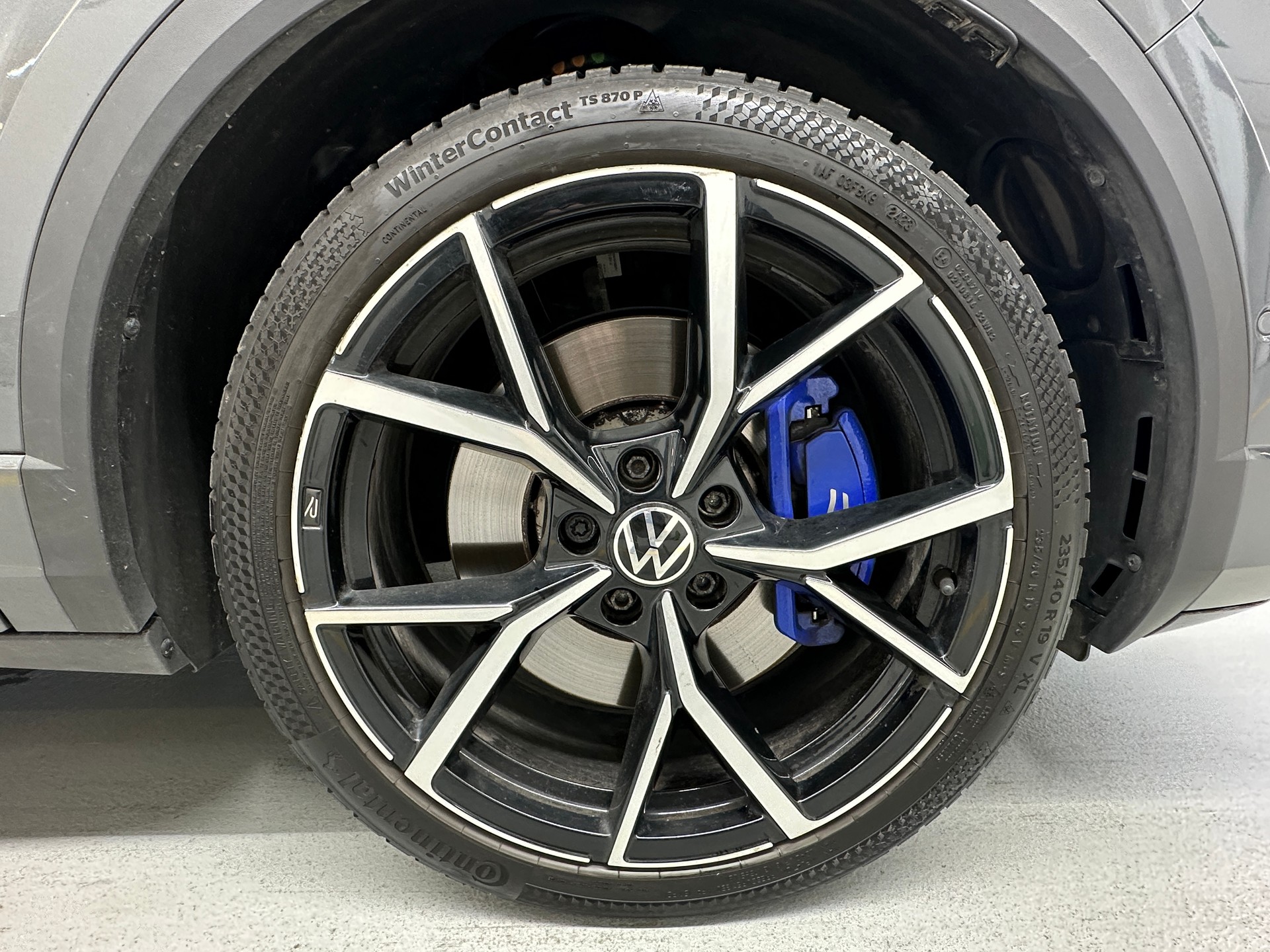 VW T-Roc 2.0 TSI R DSG 4Motion-image-6