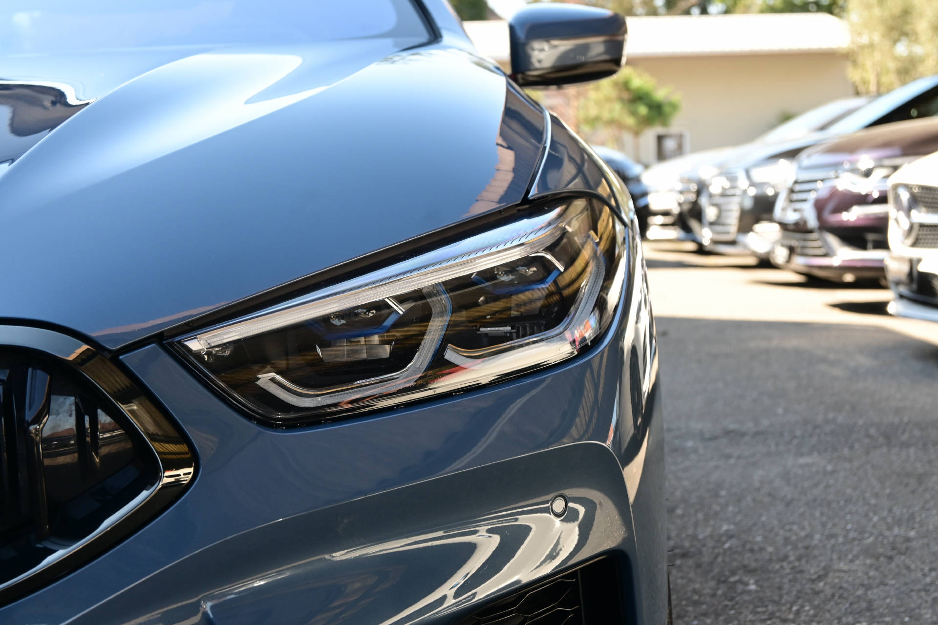 BMW M850i xDrive Coupé-showroom-element-3