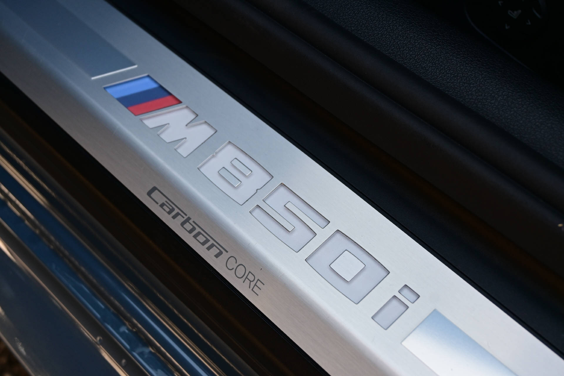 BMW M850i xDrive Coupé-image-15