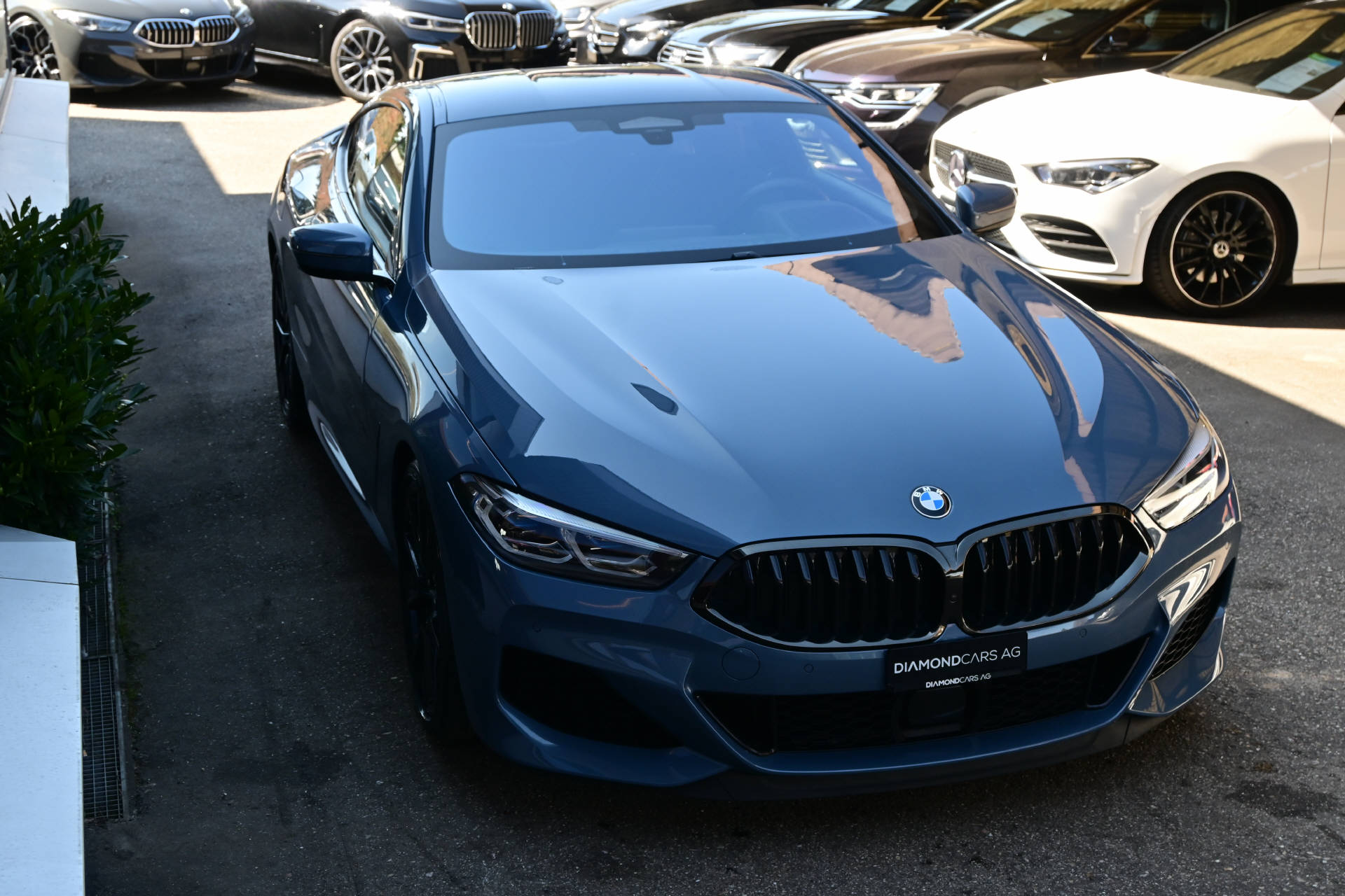 BMW M850i xDrive Coupé-showroom-element-1