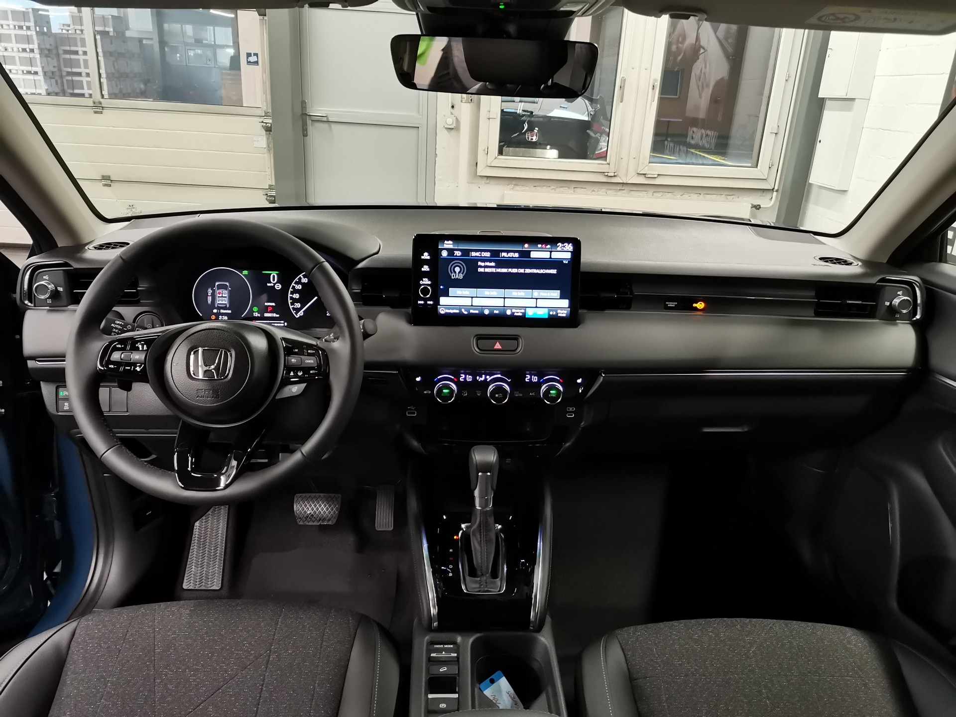HONDA HR-V 1.5 i-MMD Advance-image-7