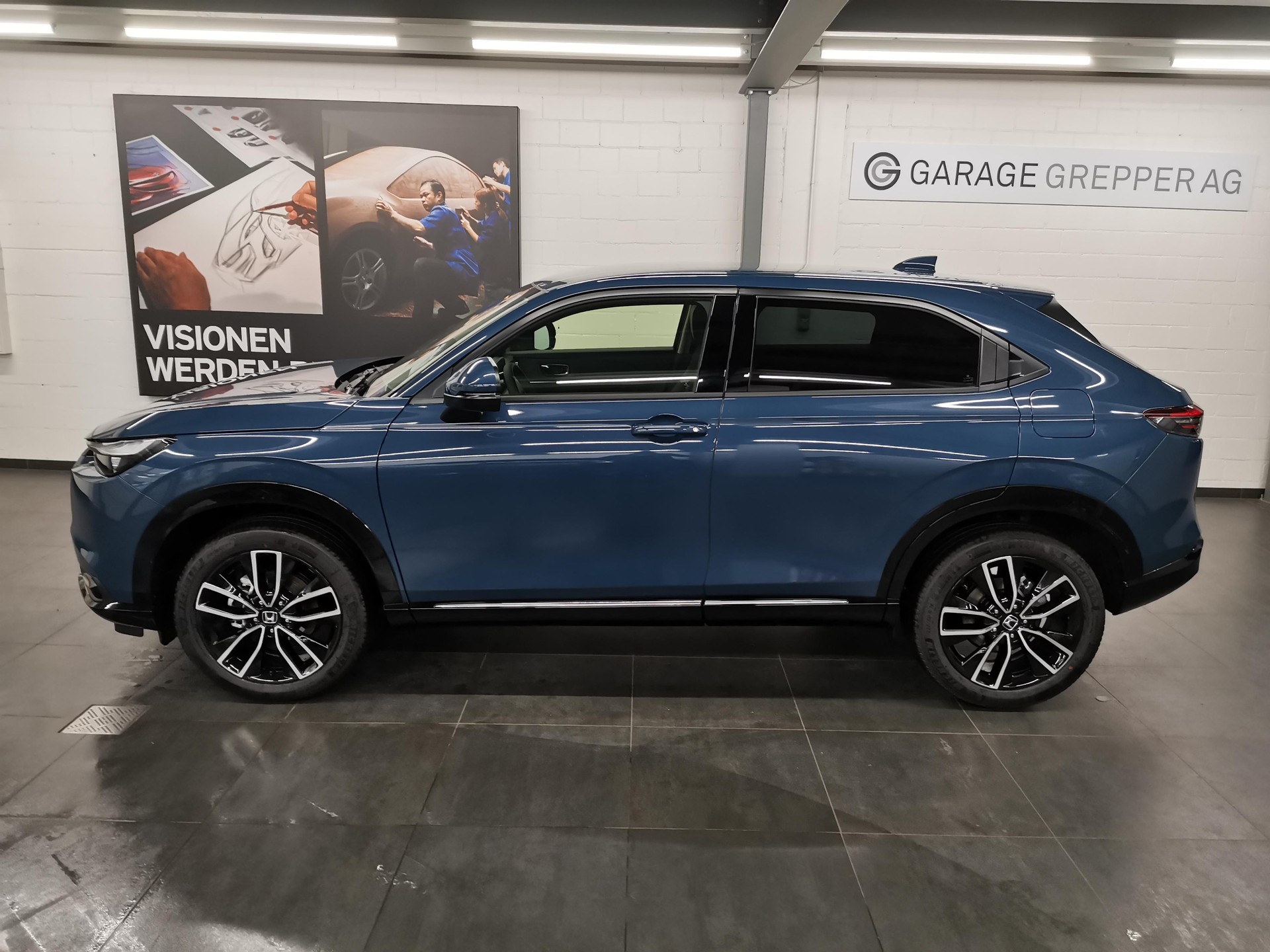 HONDA HR-V 1.5 i-MMD Advance-image-2