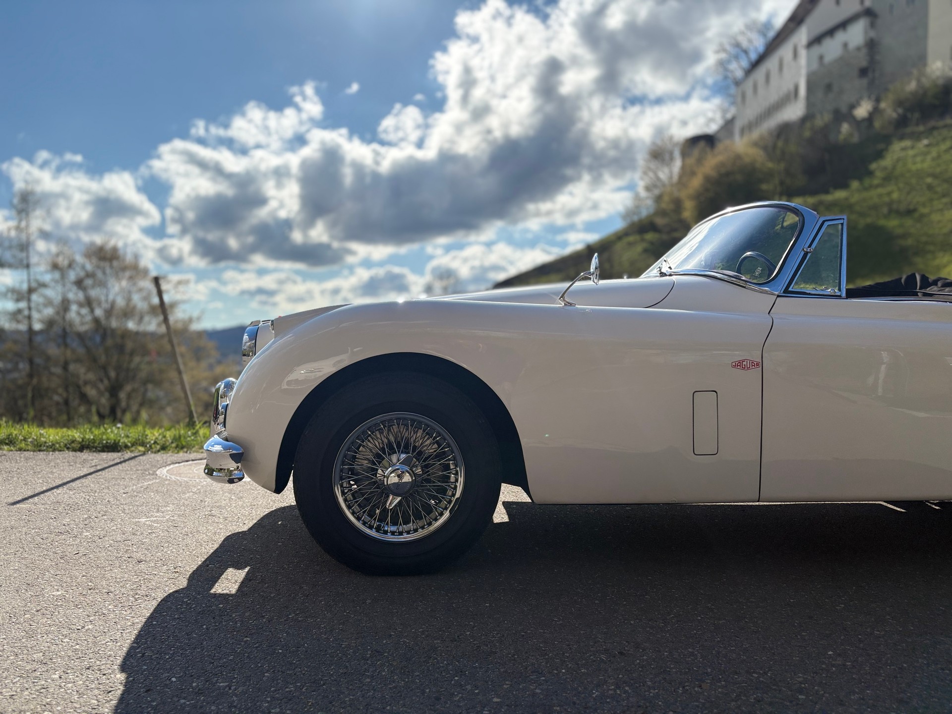 JAGUAR XK150-image-2