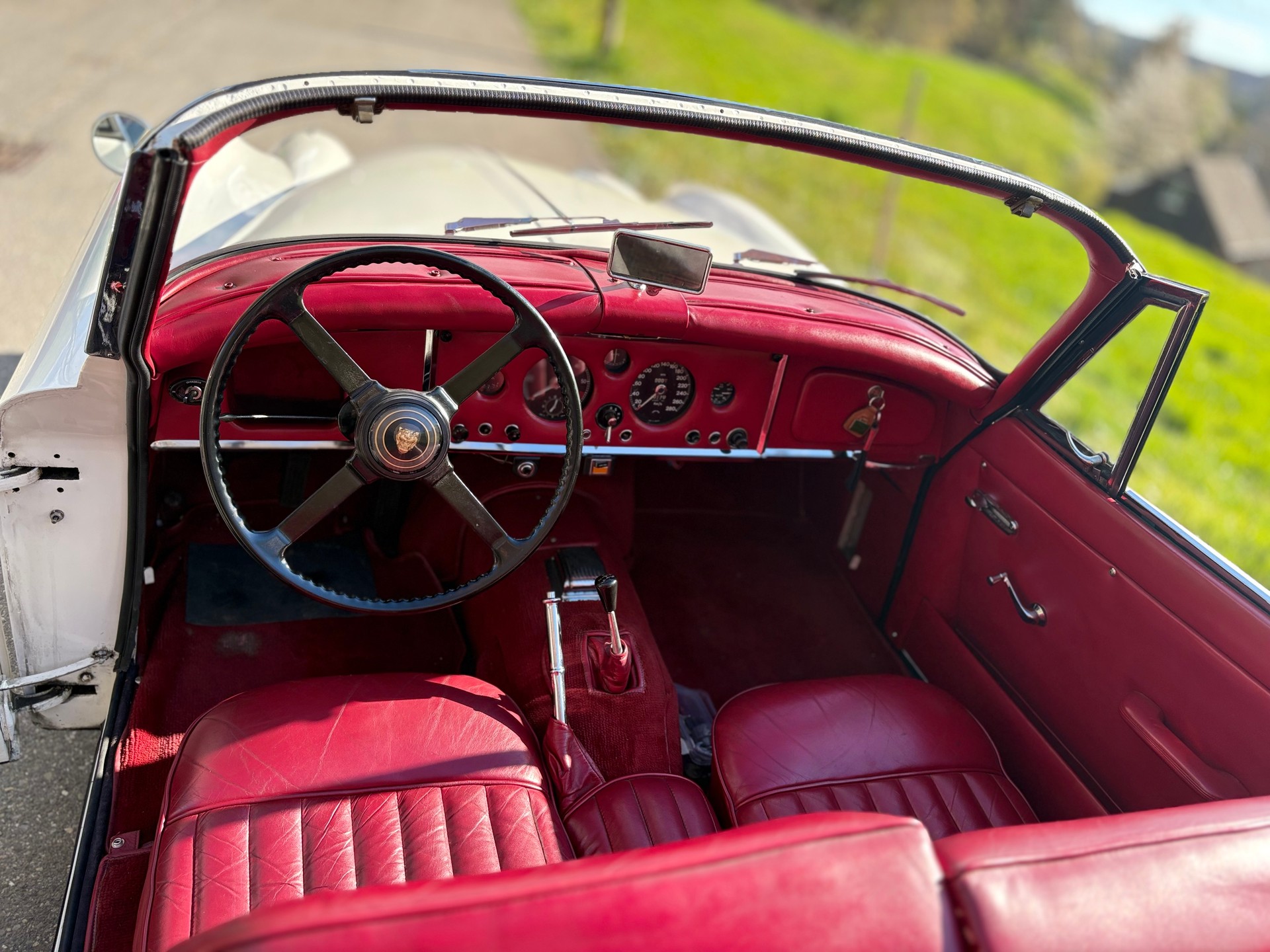 JAGUAR XK150-image-6