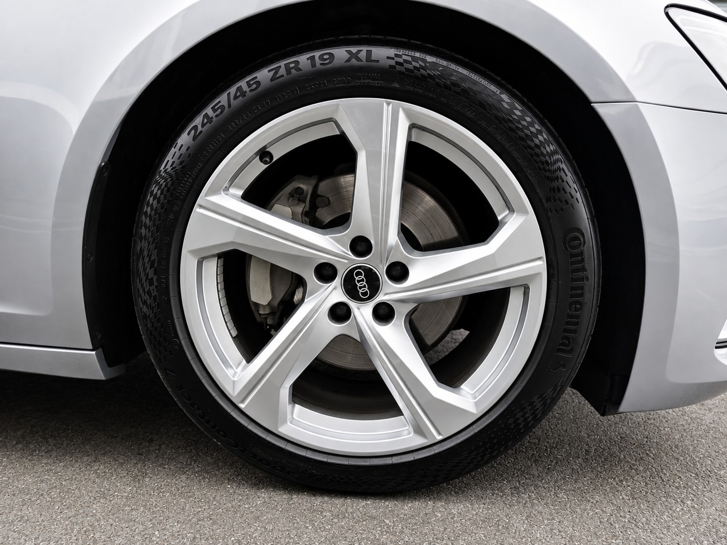 AUDI A6 Avant 2.0 45 TFSI Sport Attraction quattro S-Tronic CH FAHRZEUG-image-21