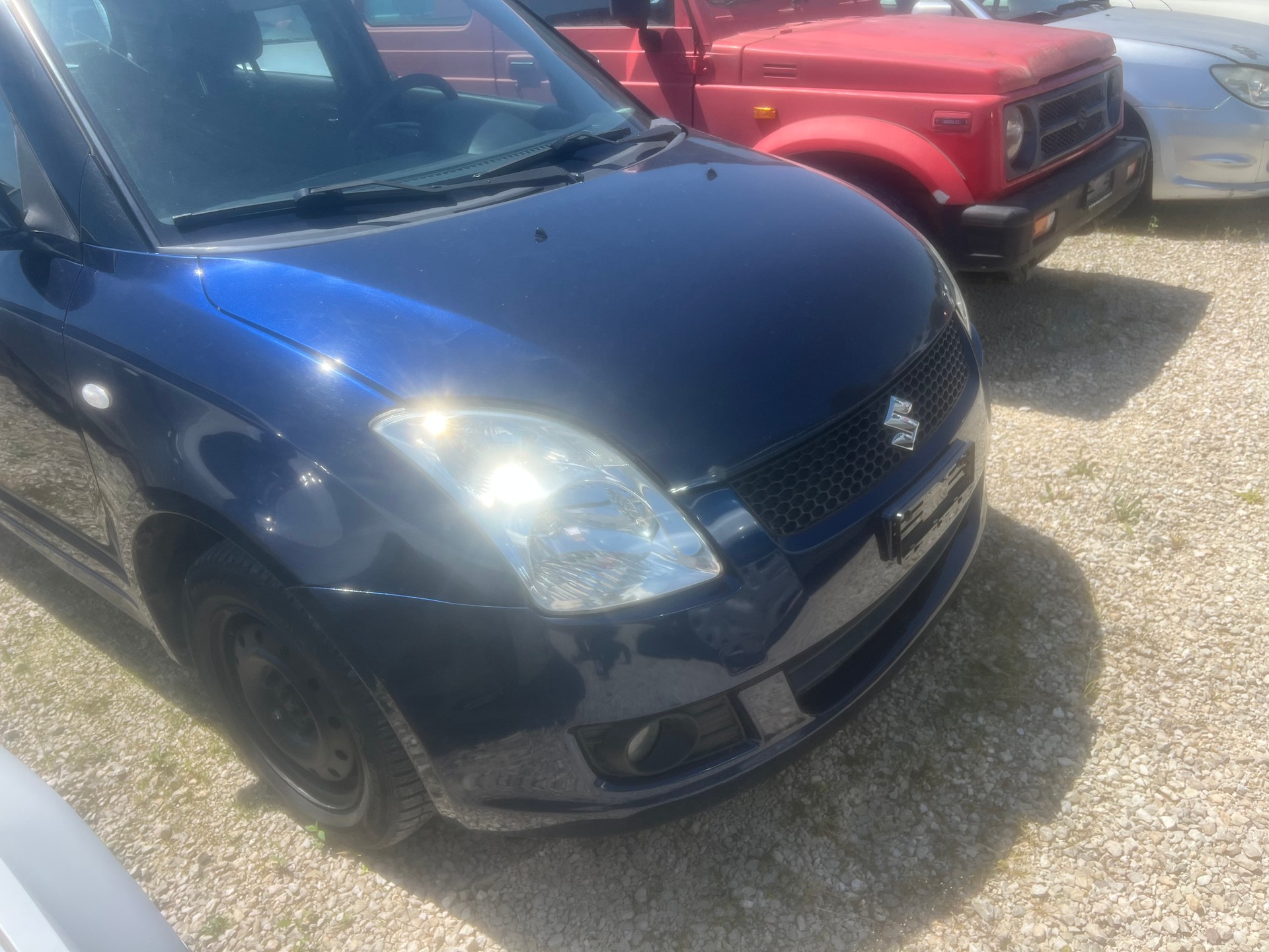 SUZUKI Swift 1.3i 16V GL Top 4x4-image-3
