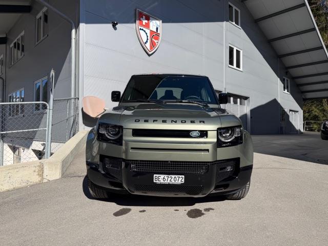 LAND ROVER Defender 130 3.0 D I6 300 X-Dynamic HSE-image-3