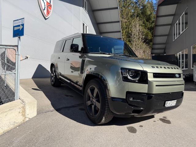 LAND ROVER Defender 130 3.0 D I6 300 X-Dynamic HSE-image-4