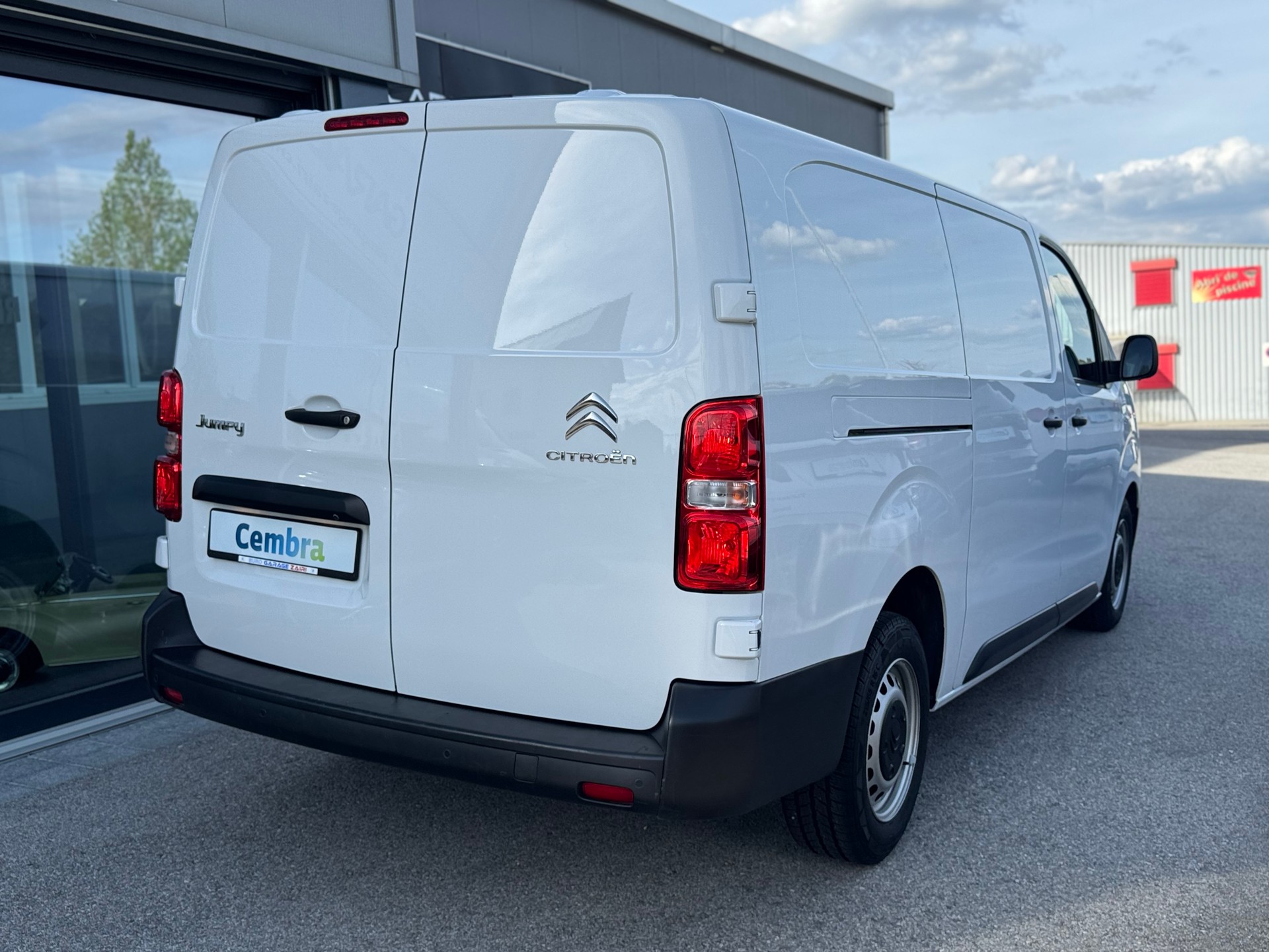 CITROEN Jumpy 2.0 BlueHDi 145 XL EAT8-image-9