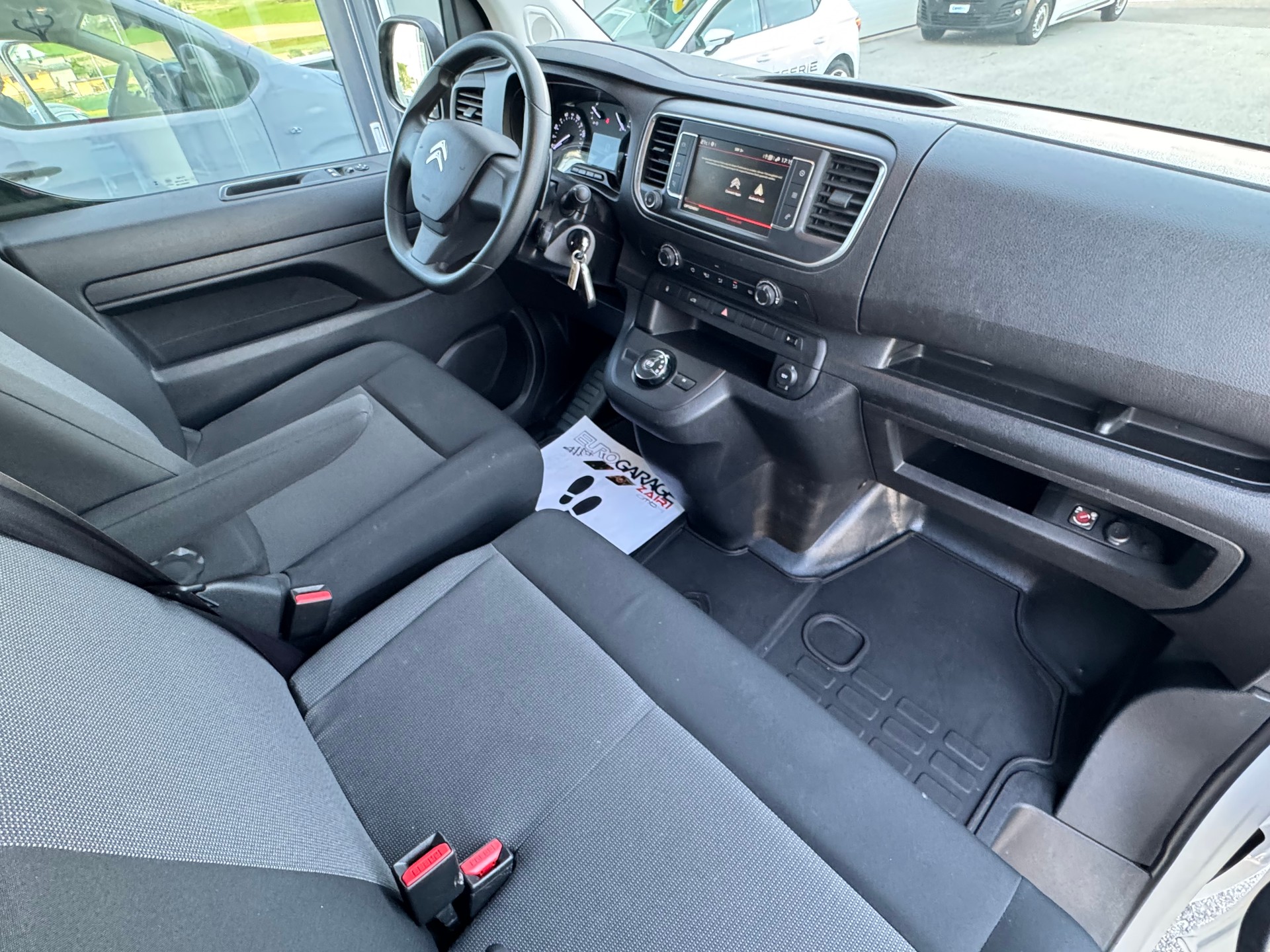 CITROEN Jumpy 2.0 BlueHDi 145 XL EAT8-image-2