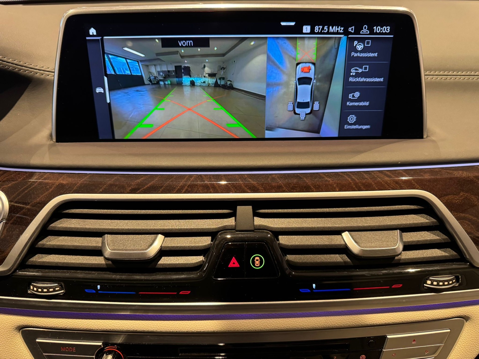 BMW 750Li xDrive-image-25