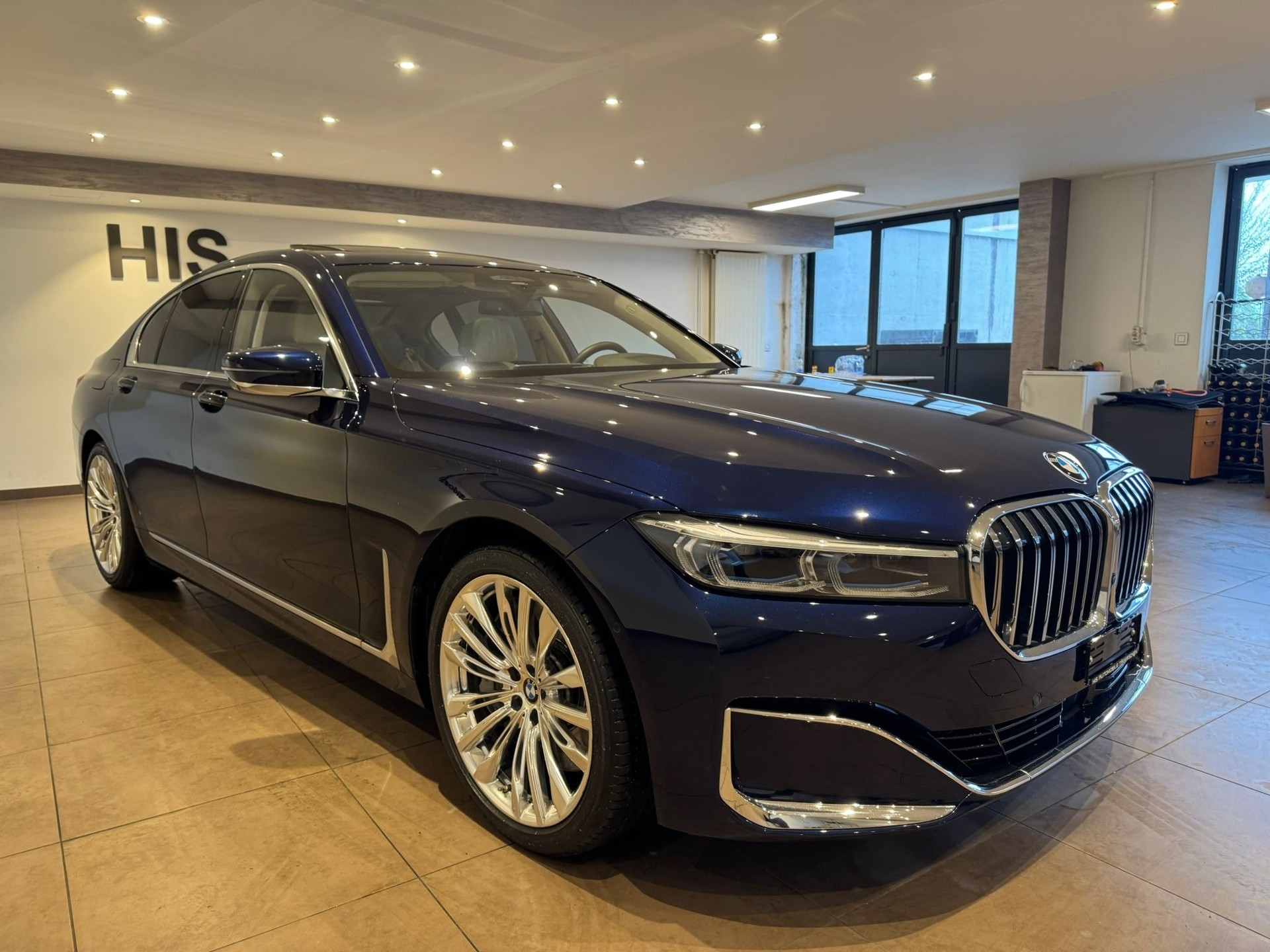 BMW 750Li xDrive-image-5