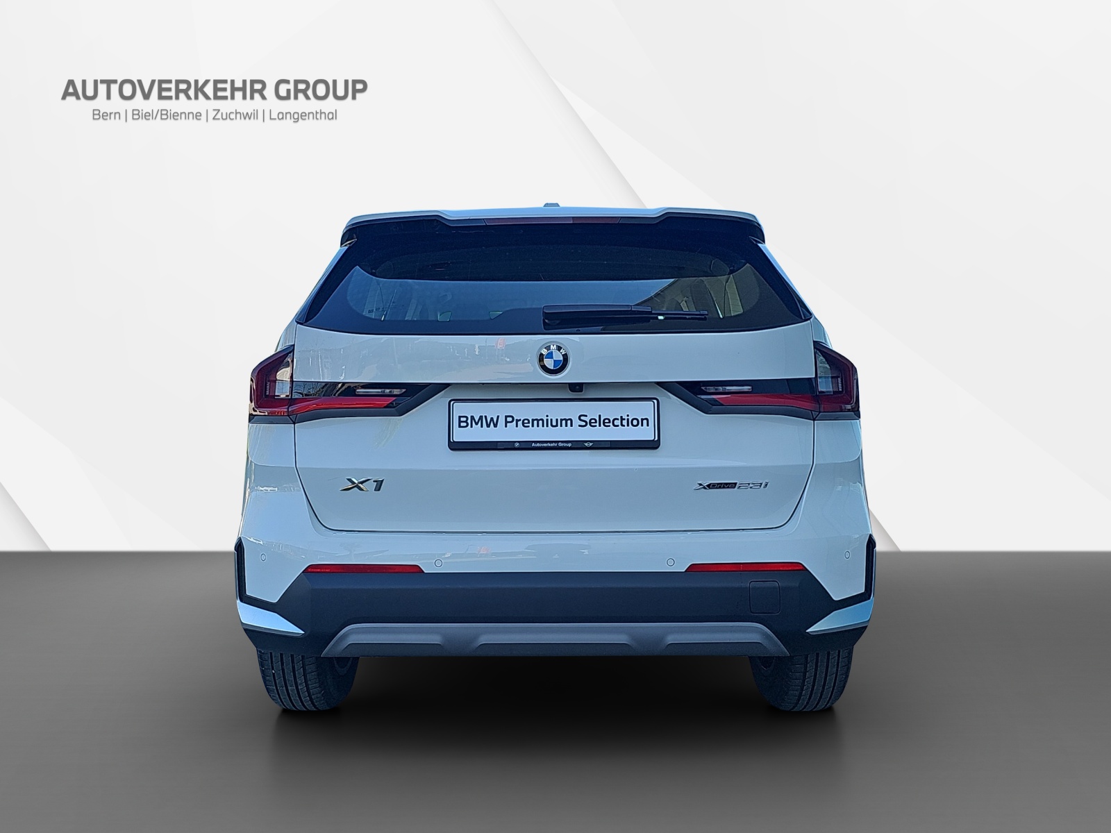BMW X1 xDrive 23i 48V-image-4