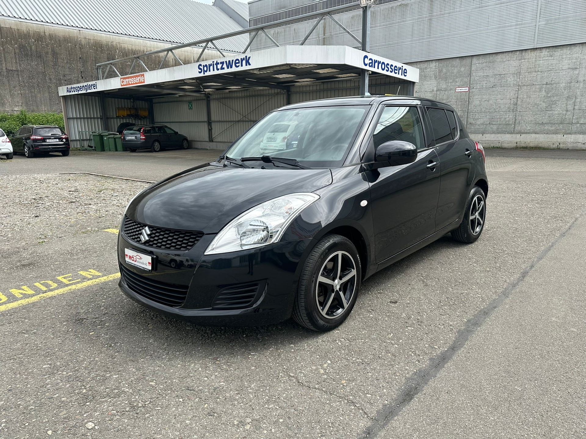 SUZUKI Swift 1.2i 16V GL-showroom-element-1