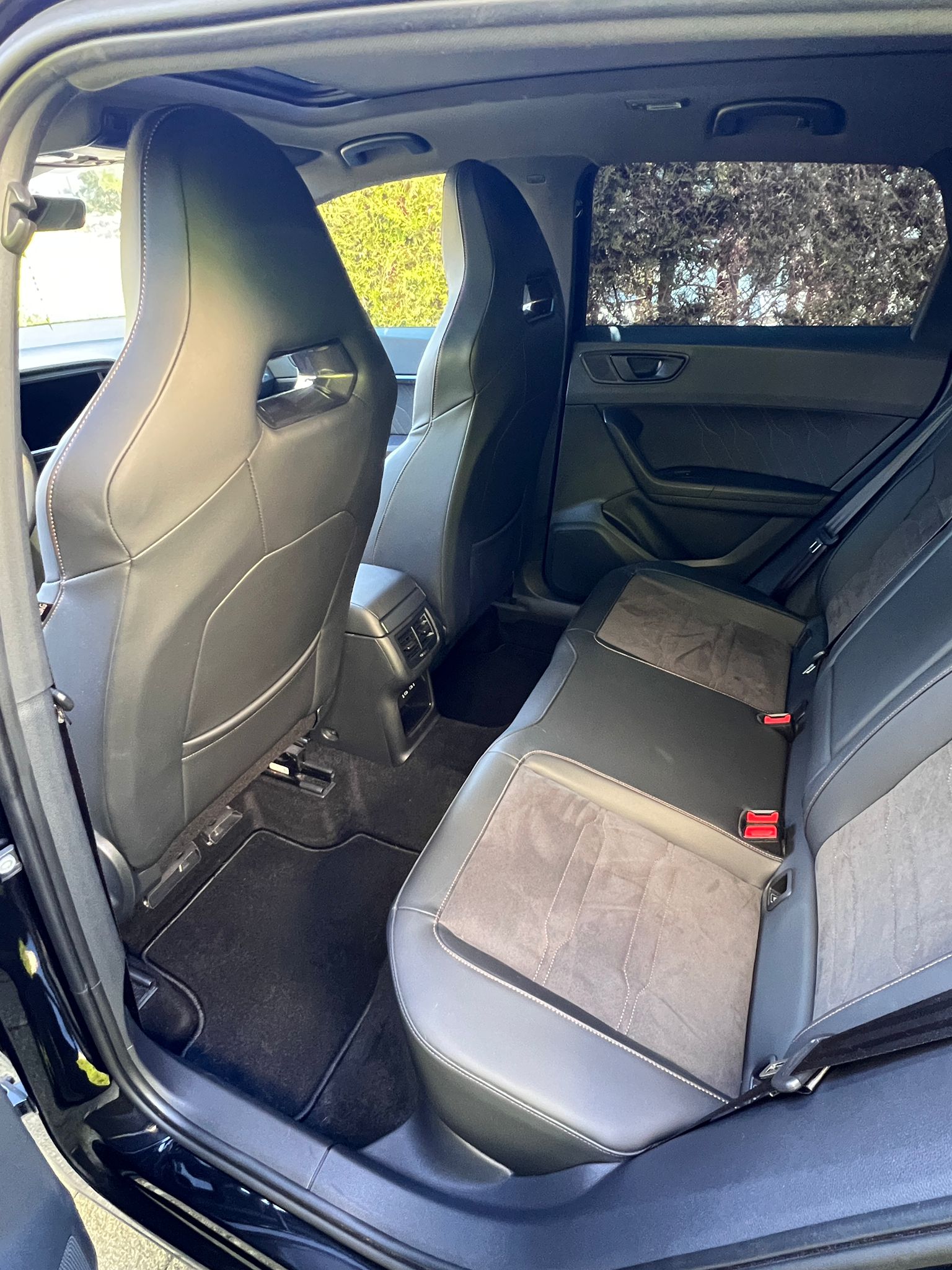CUPRA Ateca 2.0TSI VZ 4Drive DSG **Werksgarantie bis 2029**-image-10