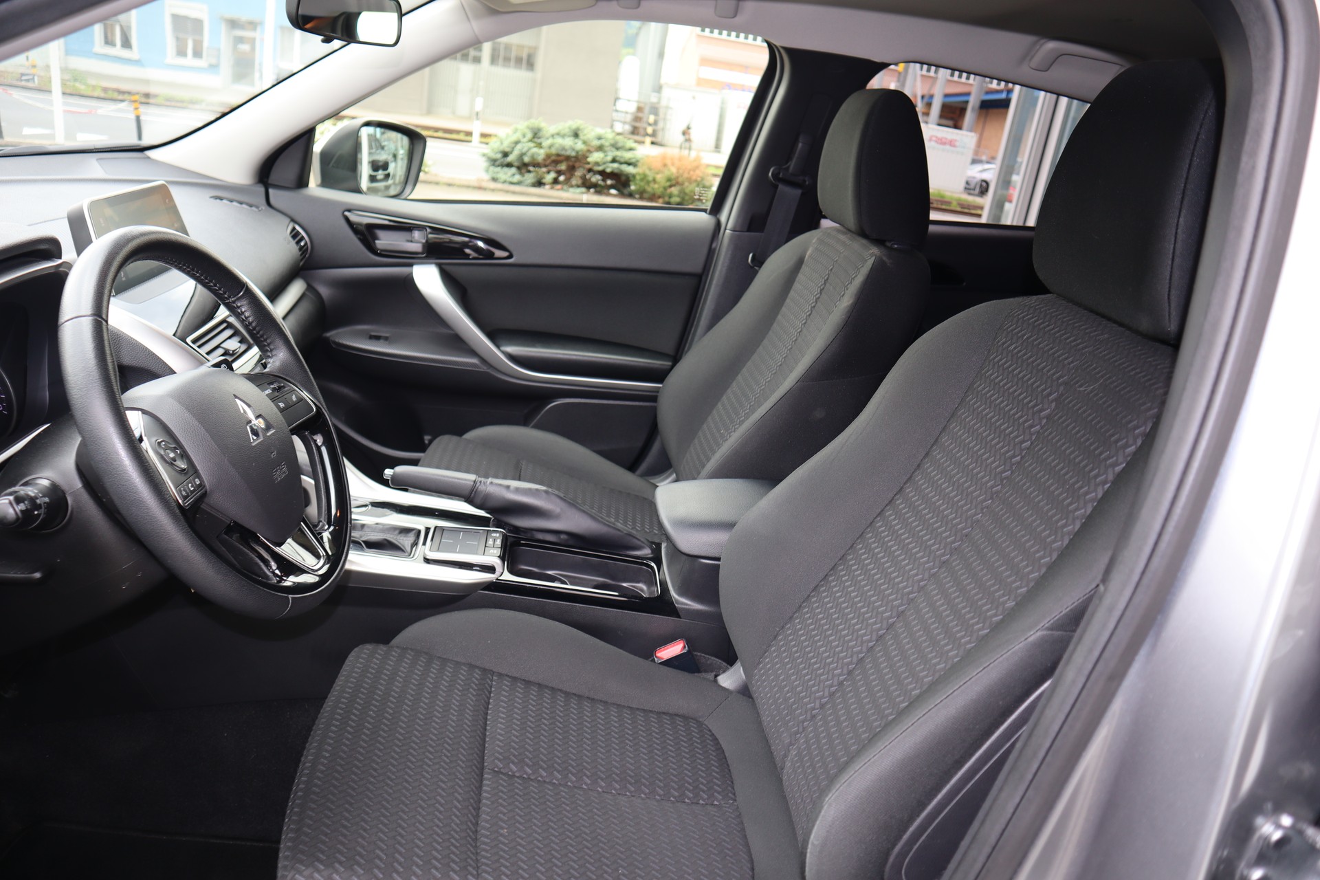 MITSUBISHI Eclipse Cross 1.5T Val2WD-image-7