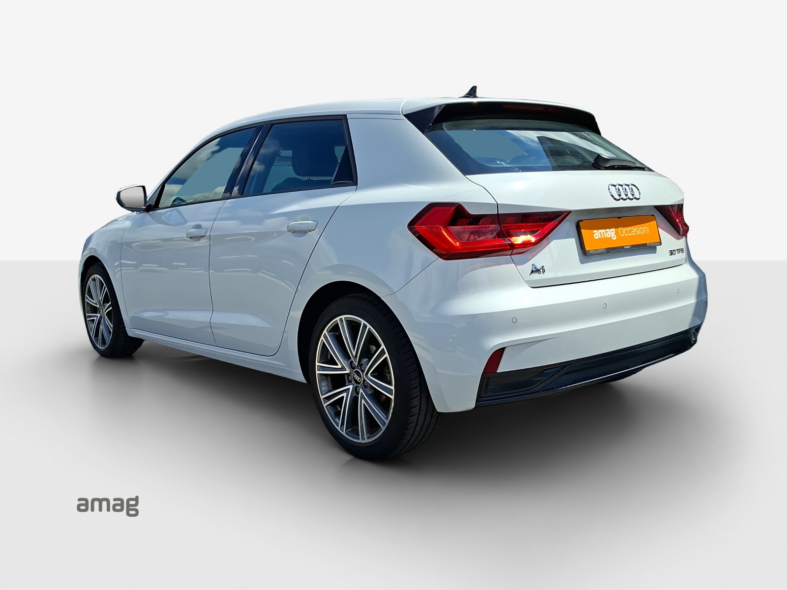 AUDI A1 Sportback 30 TFSI advanced Attraction S-tronic-image-2