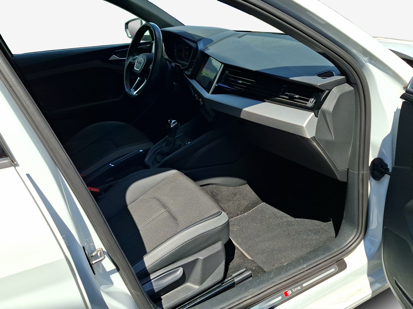 AUDI A1 Sportback 30 TFSI advanced Attraction S-tronic-image-14