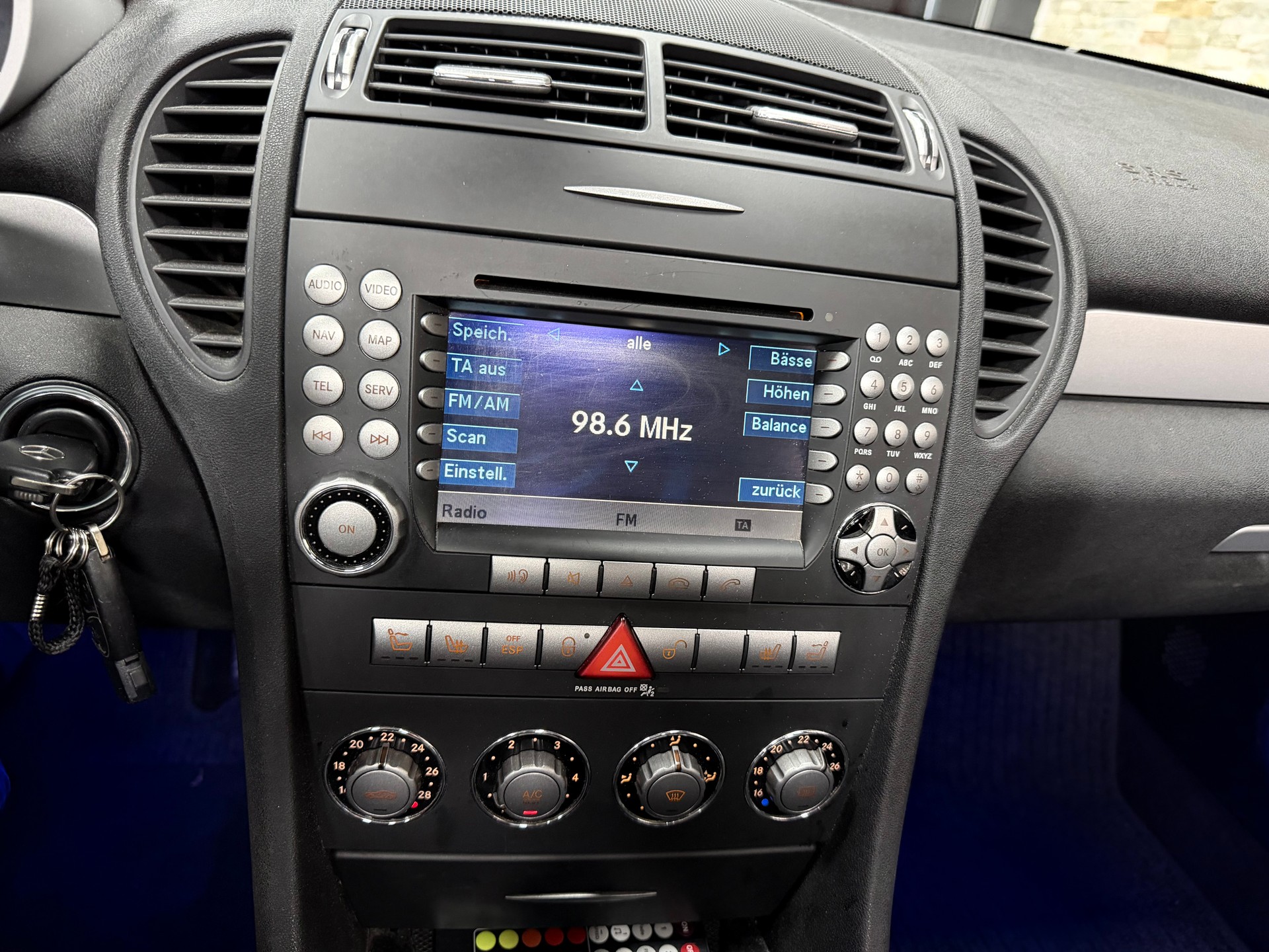 MERCEDES-BENZ SLK 200 Kompressor-image-17
