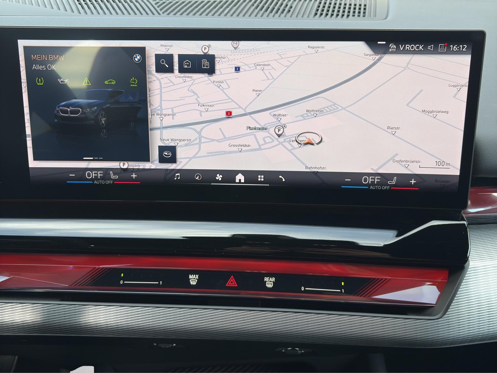 BMW 520d xDrive Touring-image-11