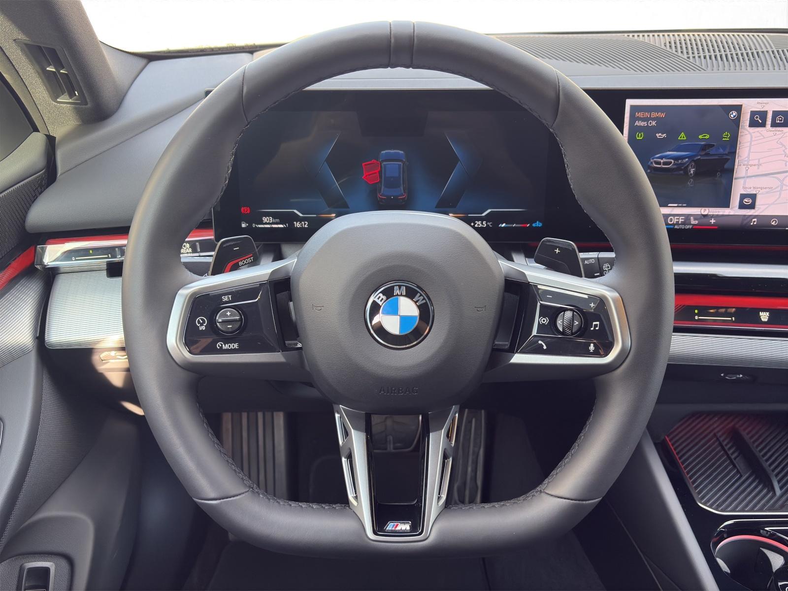 BMW 520d xDrive Touring-image-10