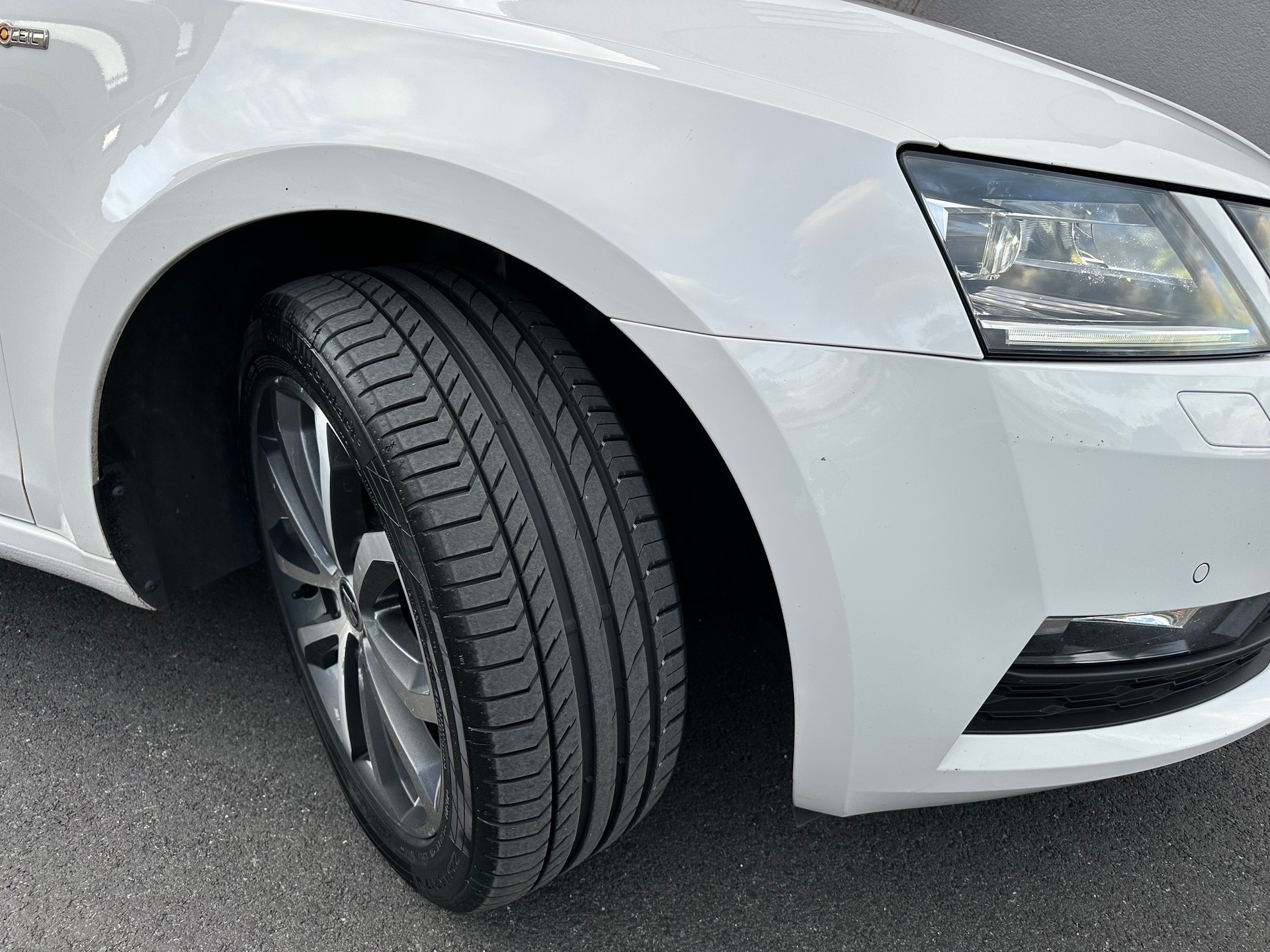 SKODA Octavia Combi 2.0 TSI Style 4x4 DSG-image-5