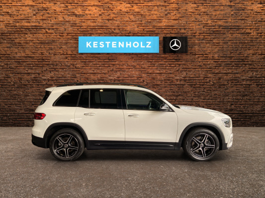 MERCEDES-BENZ GLB 220 4Matic 8G-Tronic-image-2