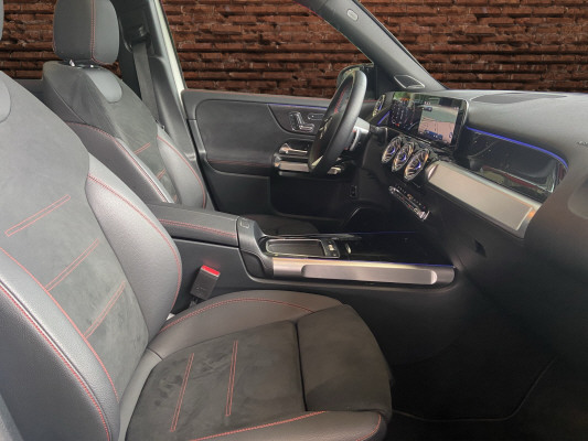 MERCEDES-BENZ GLB 220 4Matic 8G-Tronic-image-12