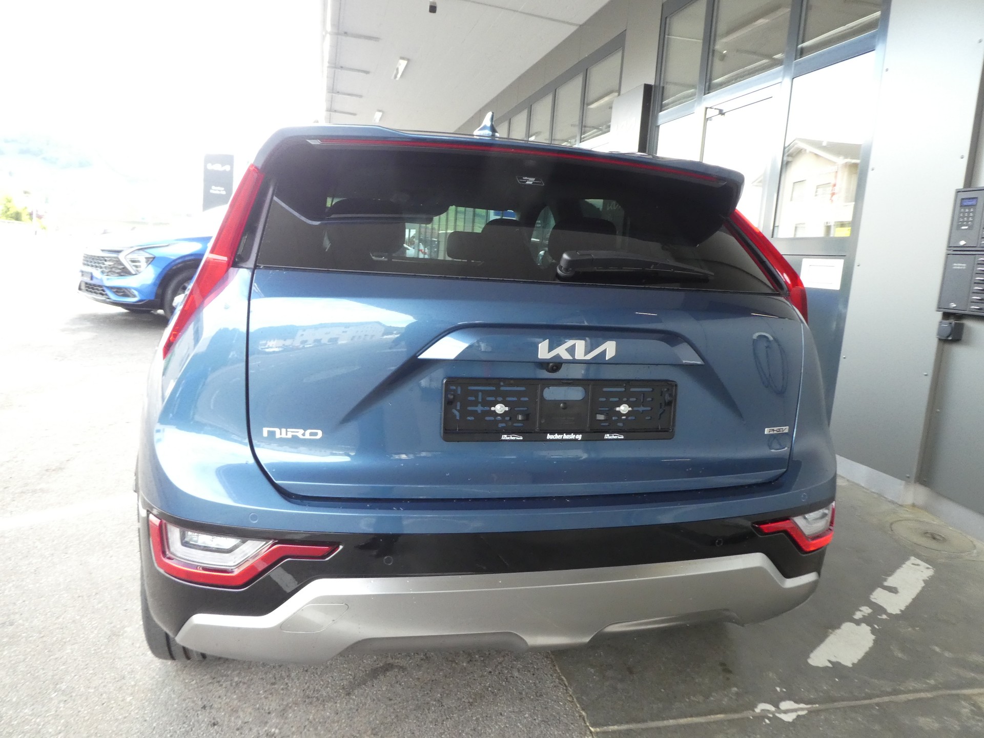 KIA Niro 1.6GDi Plug-in Hybrid Power Edition DCT-image-7